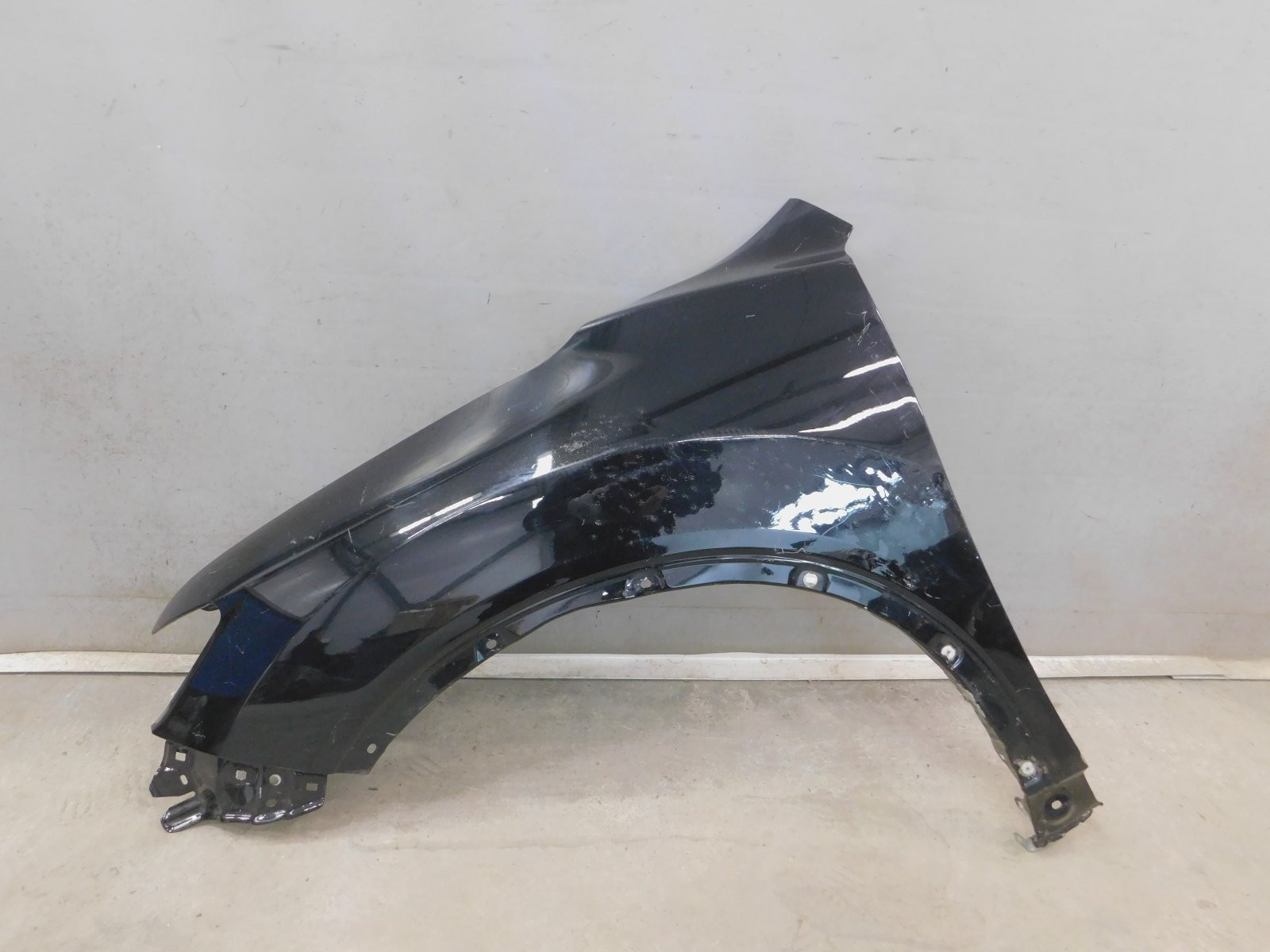 Крыло переднее левое Nissan X-Trail (T32) 2014>