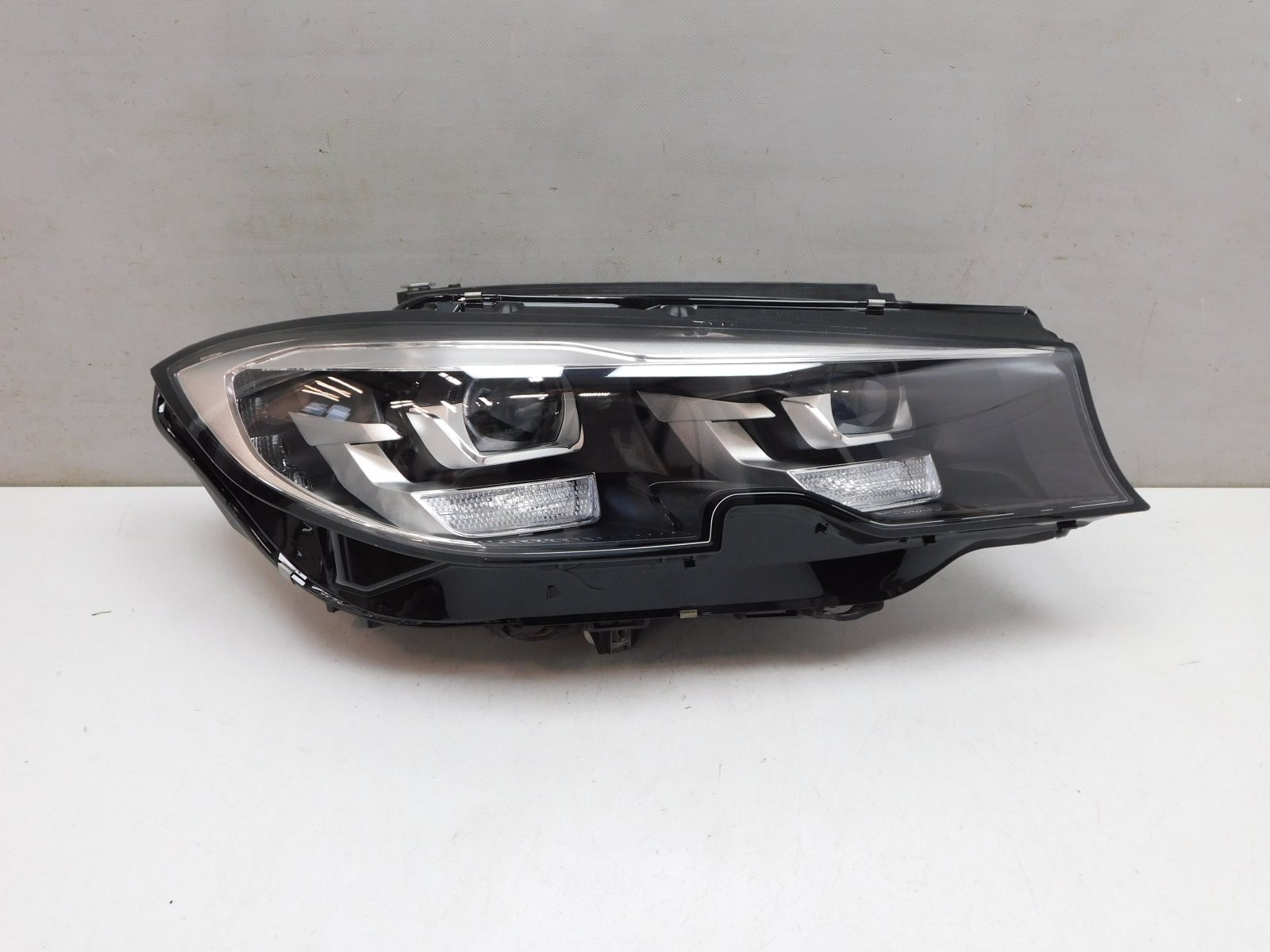 Фара правая BMW 3-серия G20 2018>