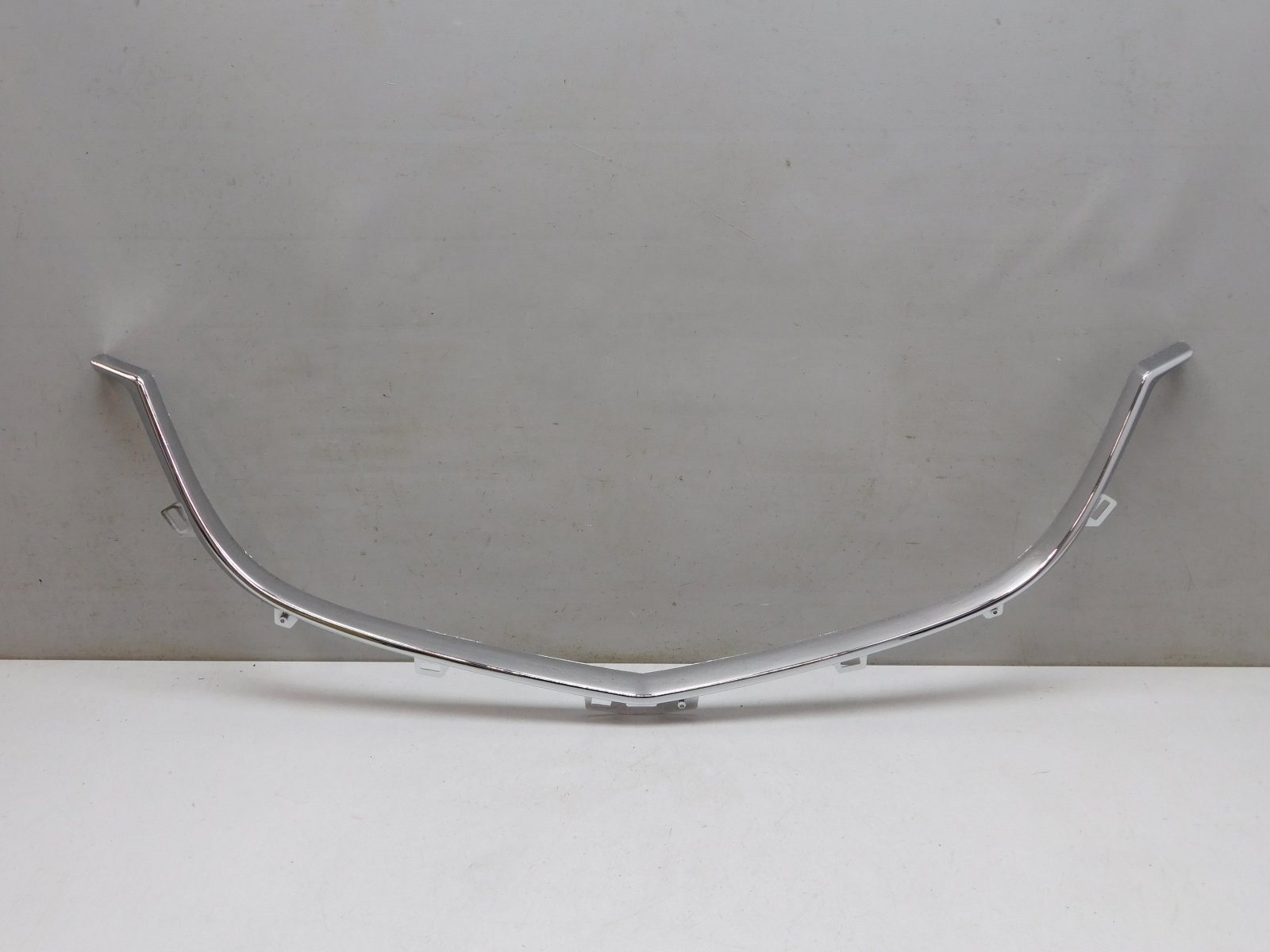 Молдинг решетки радиатора Mazda CX 5 2012>