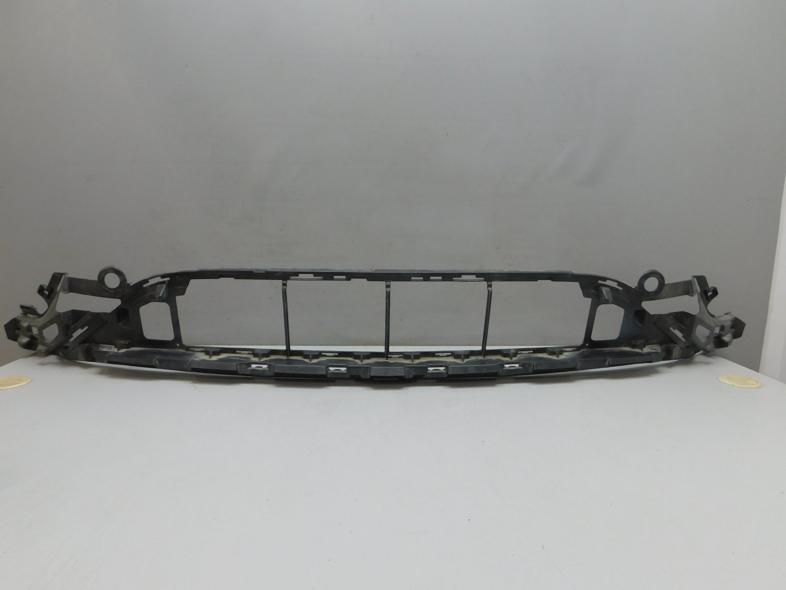 Кронштейн переднего бампера Mercedes-Benz E-Klasse W213 2016>