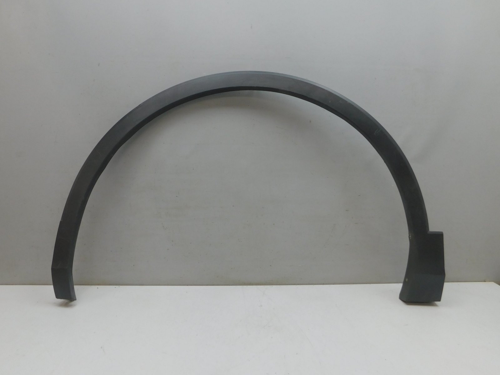 Накладка крыла переднего левого Volkswagen Tiguan 2017>