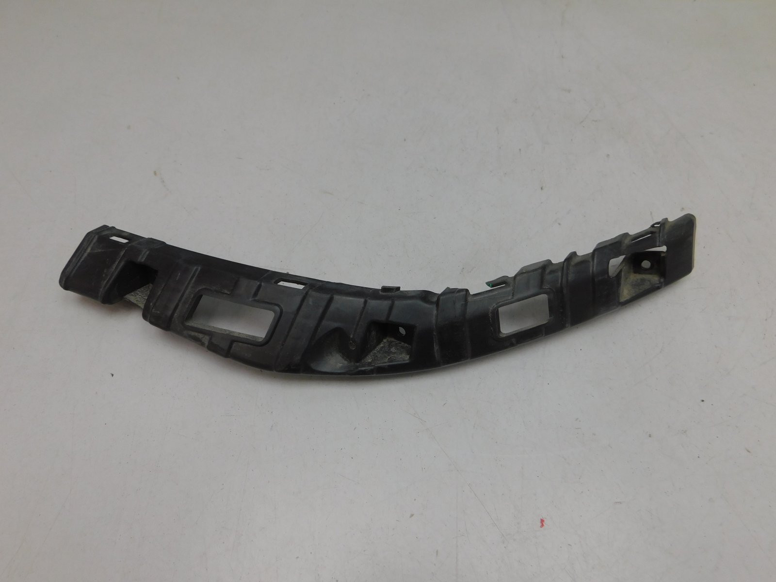 Кронштейн переднего бампера Hyundai Sonata VIII 2019>