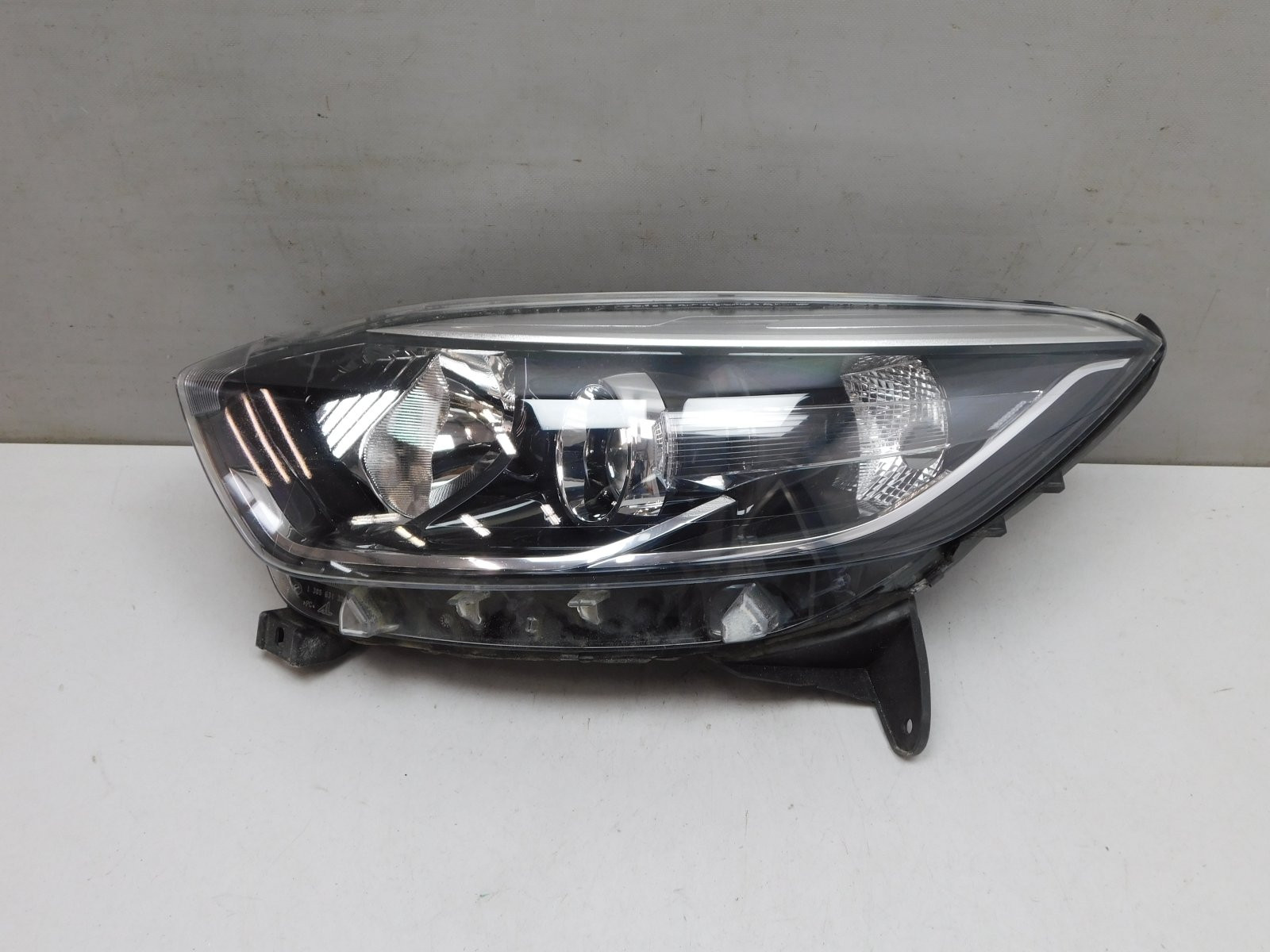 Фара левая Renault Kaptur 2016>