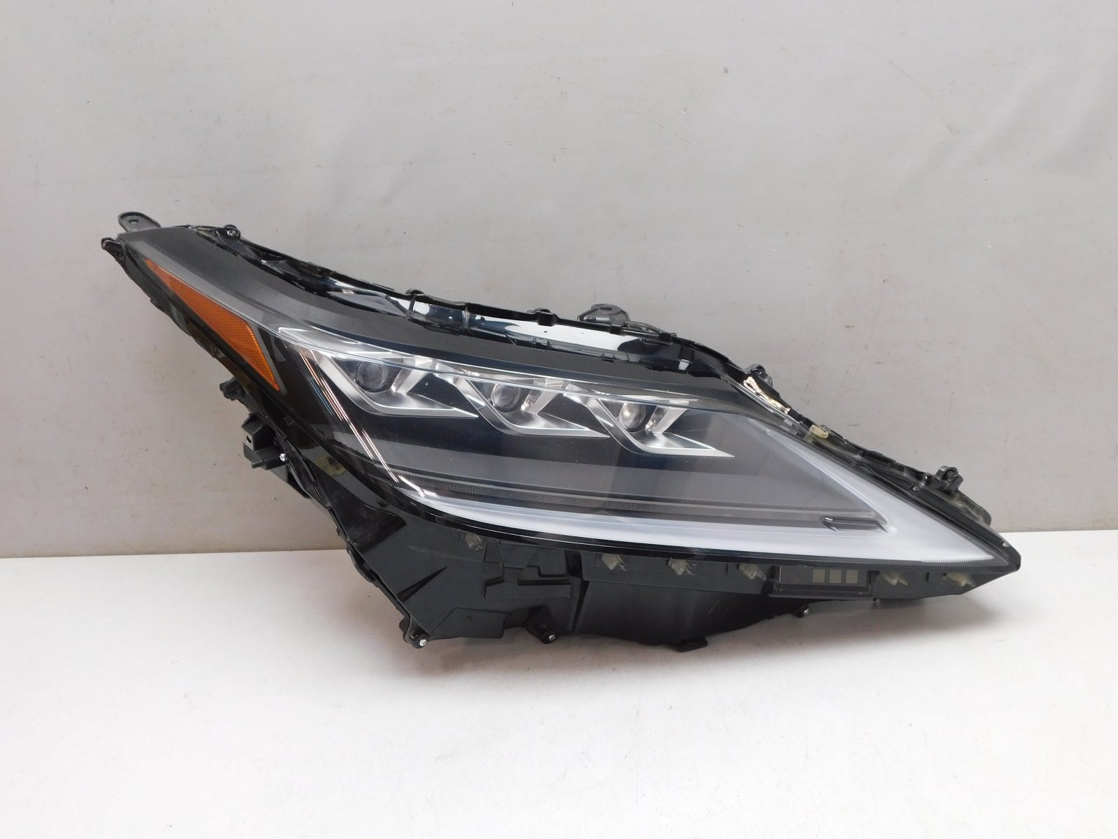 Фара правая Lexus RX IV 2015>