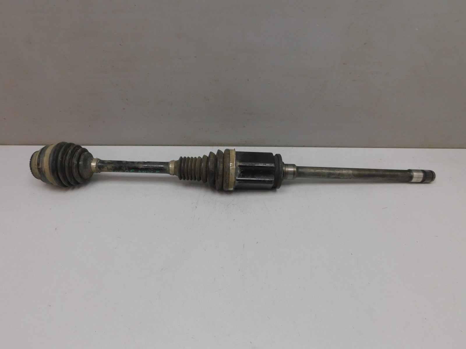 Полуось правая (привод) BMW 5-серия G30 2016>