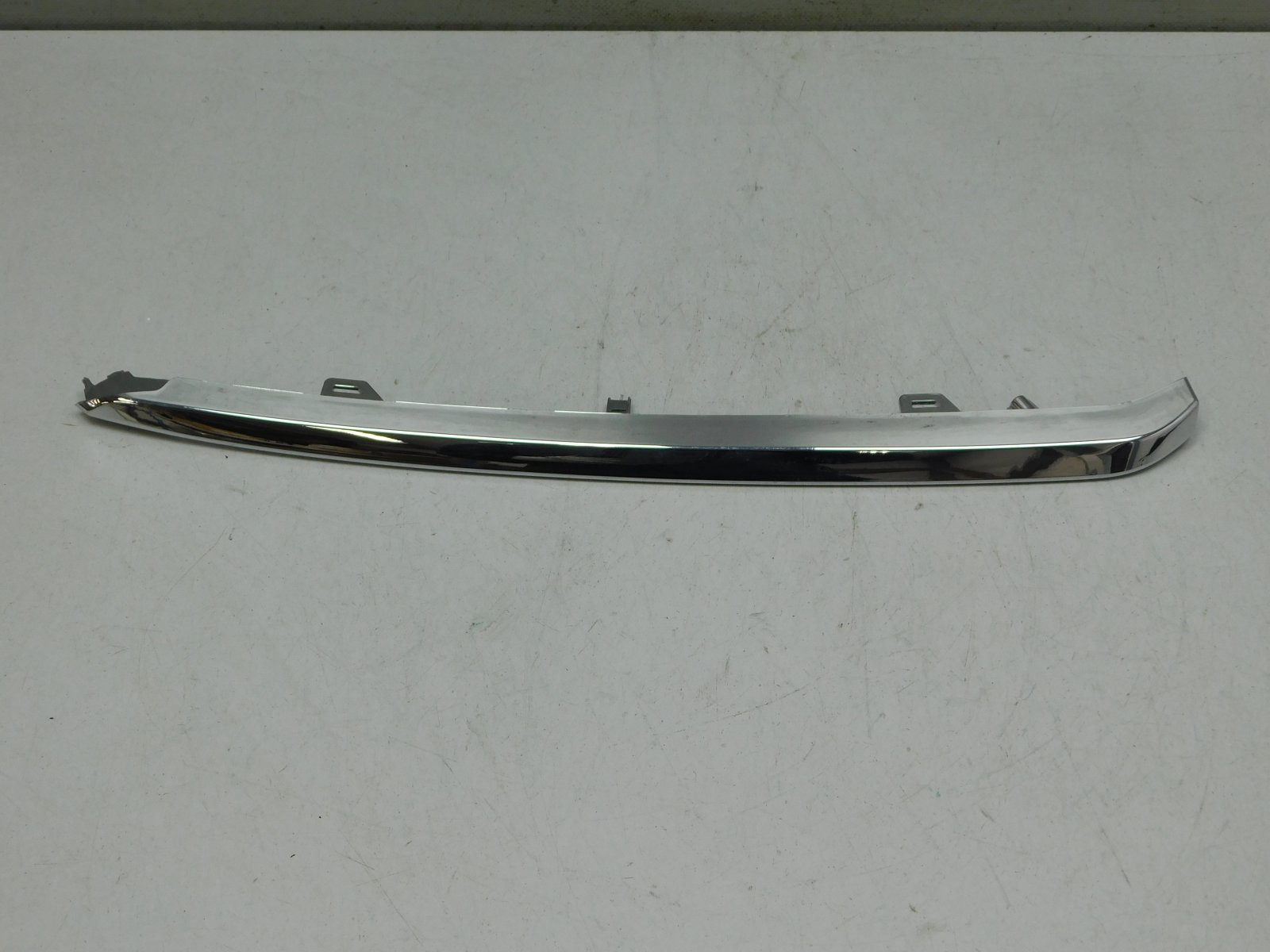 Молдинг переднего бампера Mazda 6 (GJ/GL) 2013>