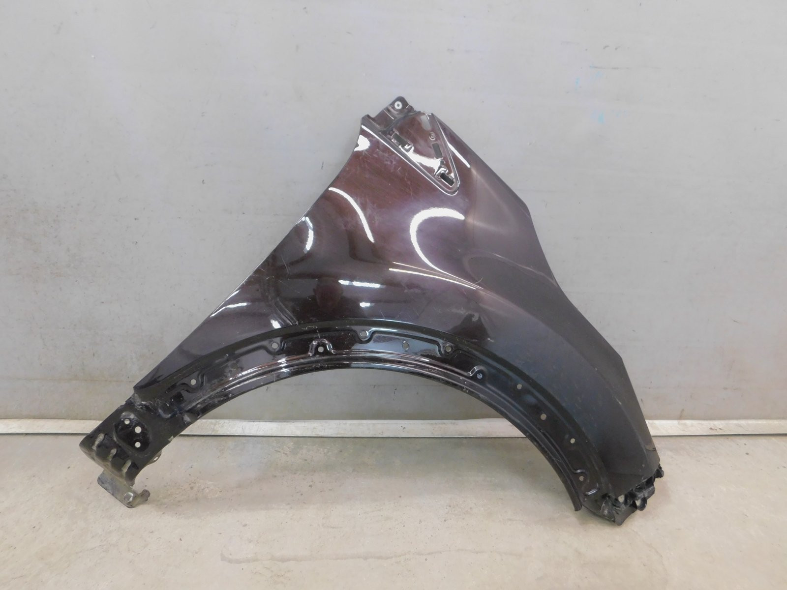 Крыло переднее правое Renault Kaptur 2016>