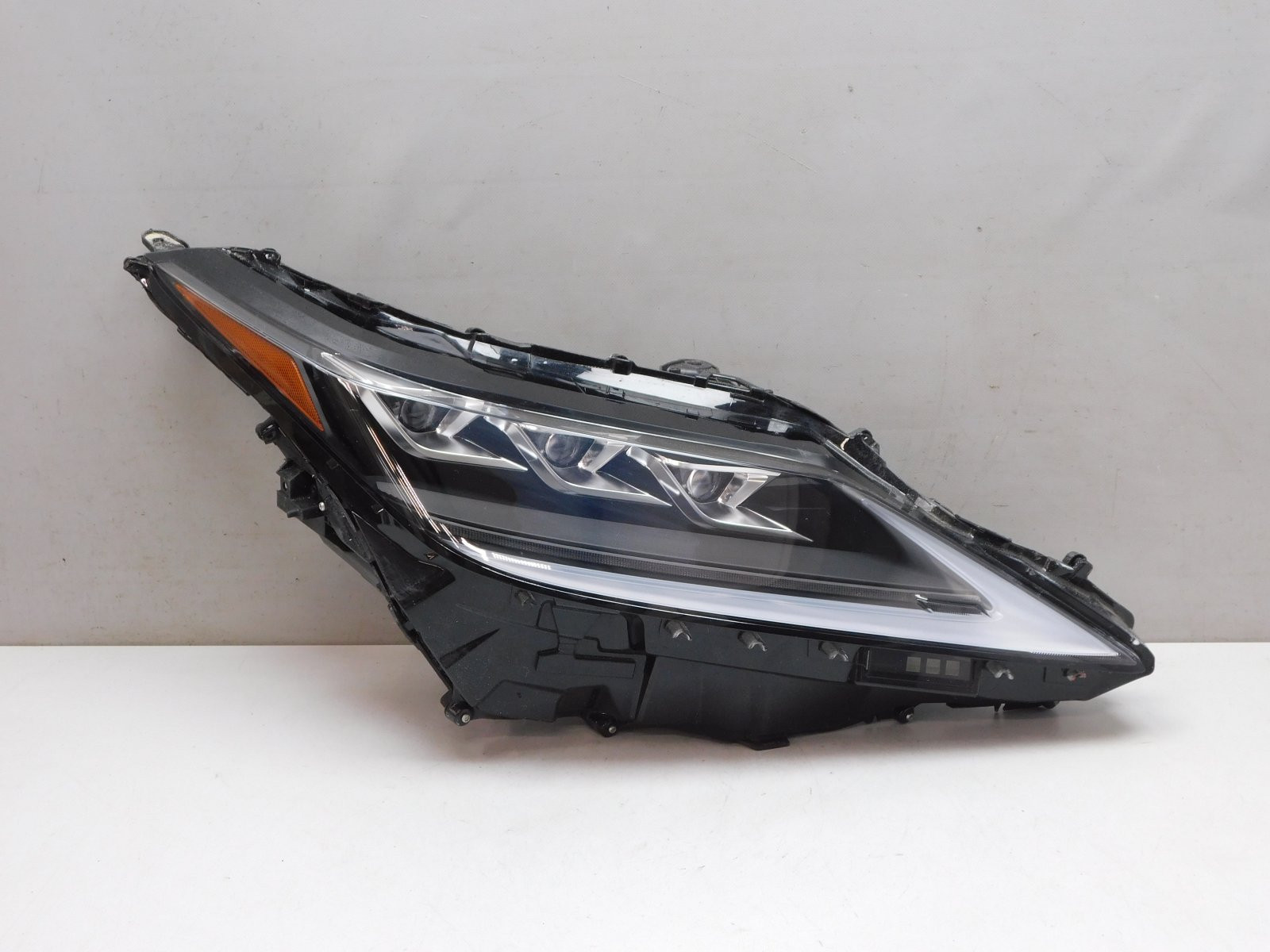 Фара правая Lexus RX IV 2015>