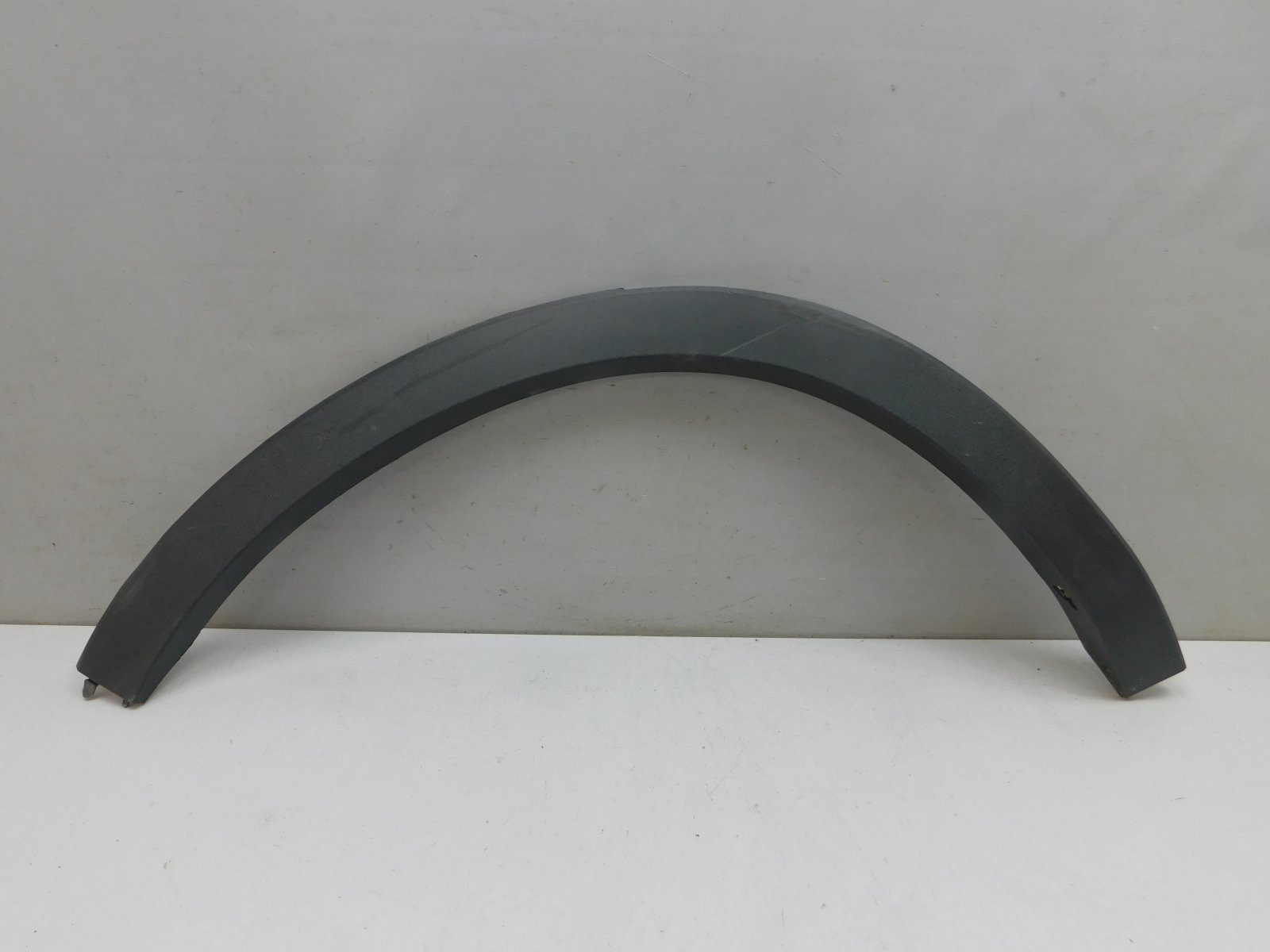 Накладка крыла заднего  правого Volvo XC40 2017>