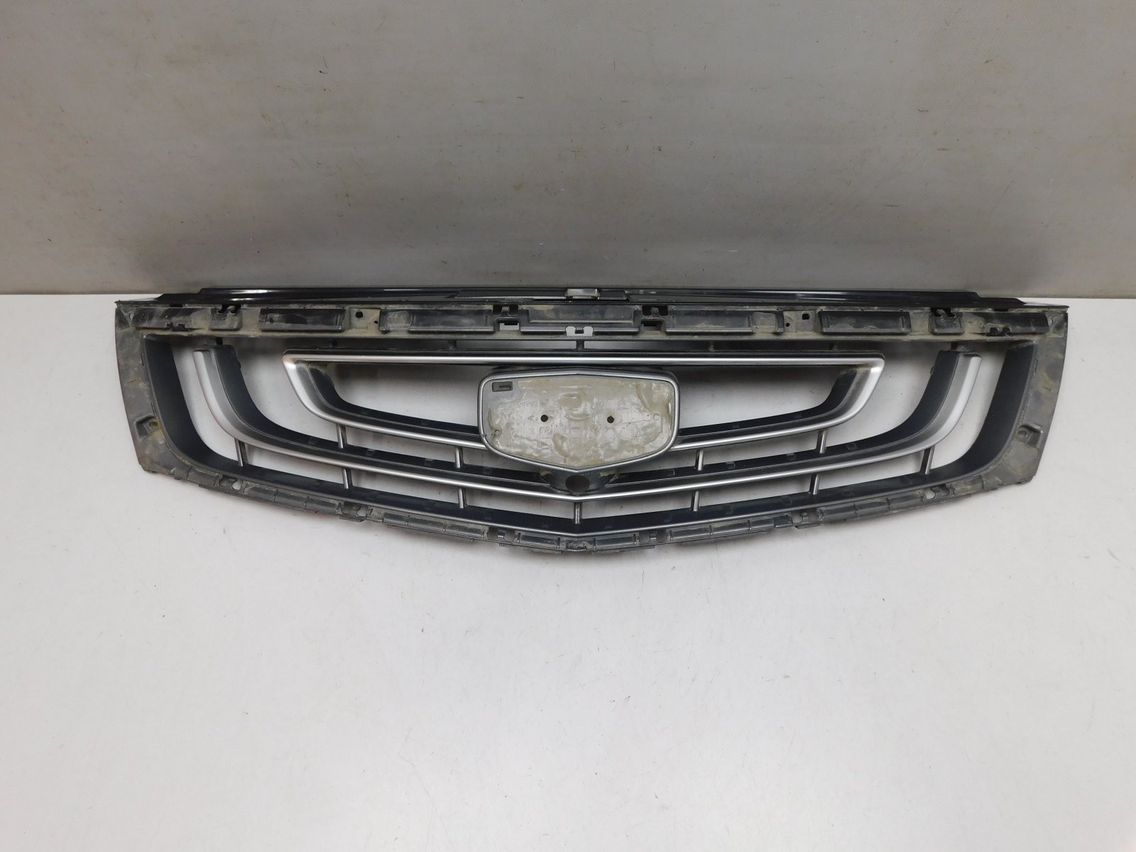 Решетка радиатора Geely Atlas 2017>