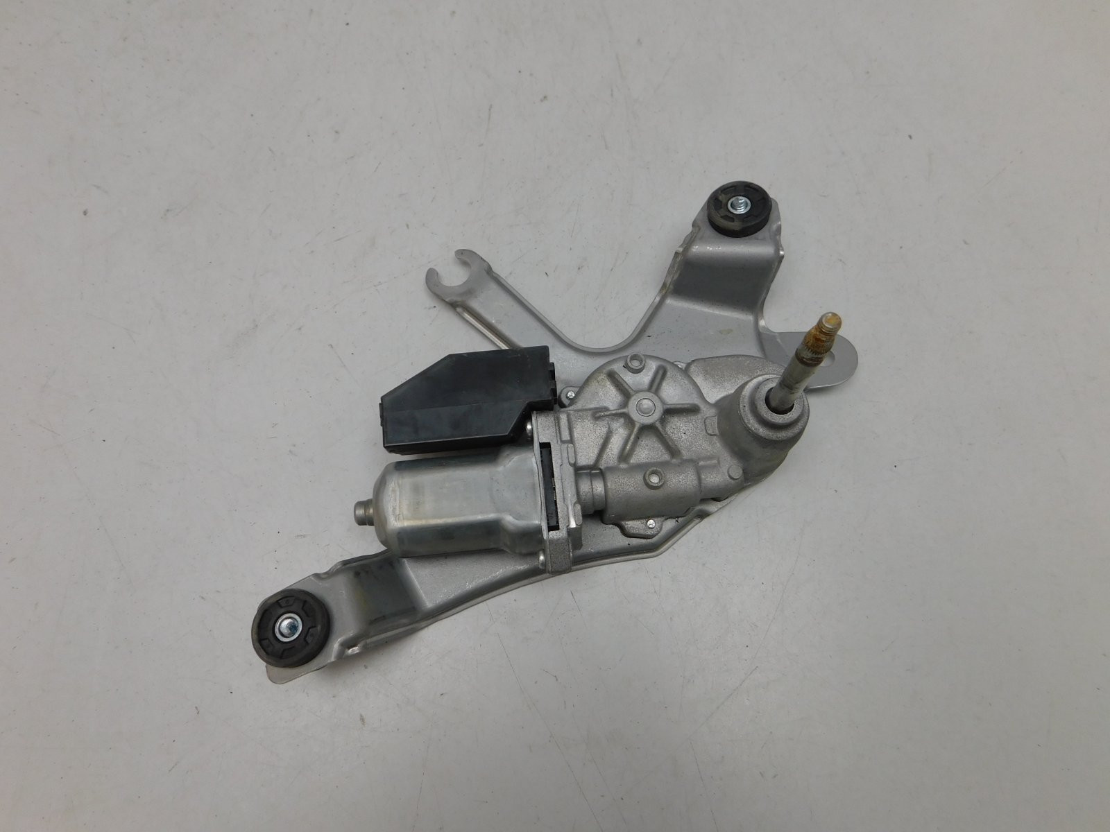 Моторчик стеклоочистителя задний Toyota RAV 4 2013-2019