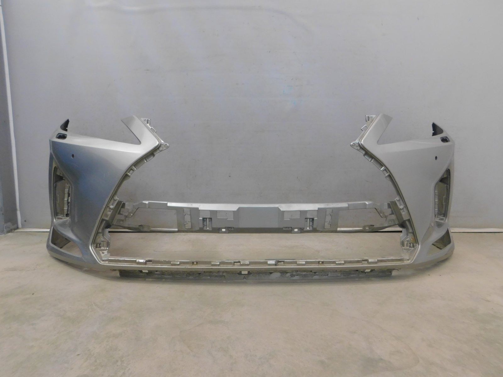 Бампер передний Lexus RX IV 2015>