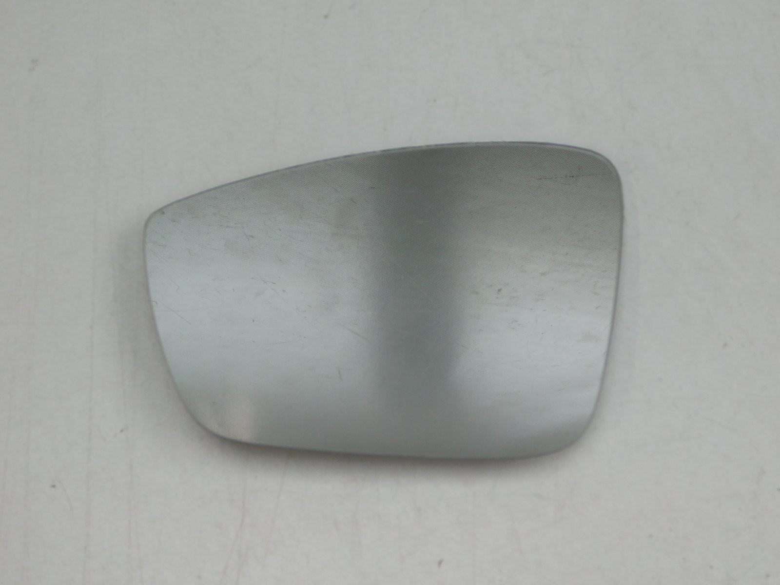 Стекло зеркала левого Volkswagen Polo Sedan 2011-2020