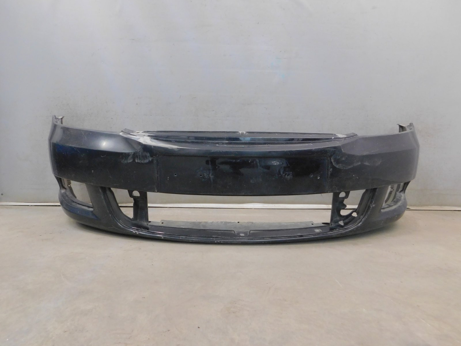 Бампер передний Skoda Octavia II (A5 1Z) 2004-2013