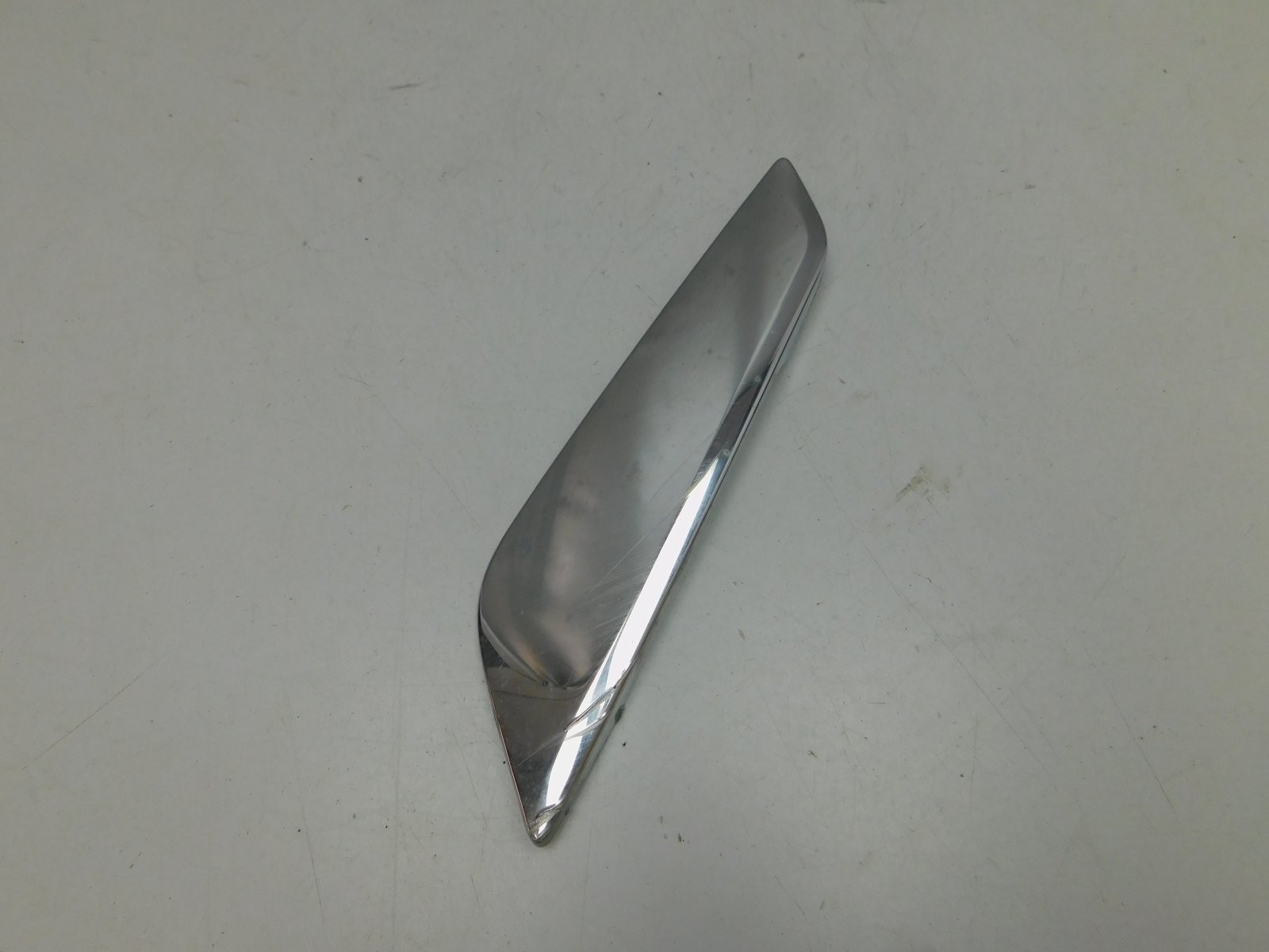 Накладка крыла переднего левого BMW 5-серия G30 2016>