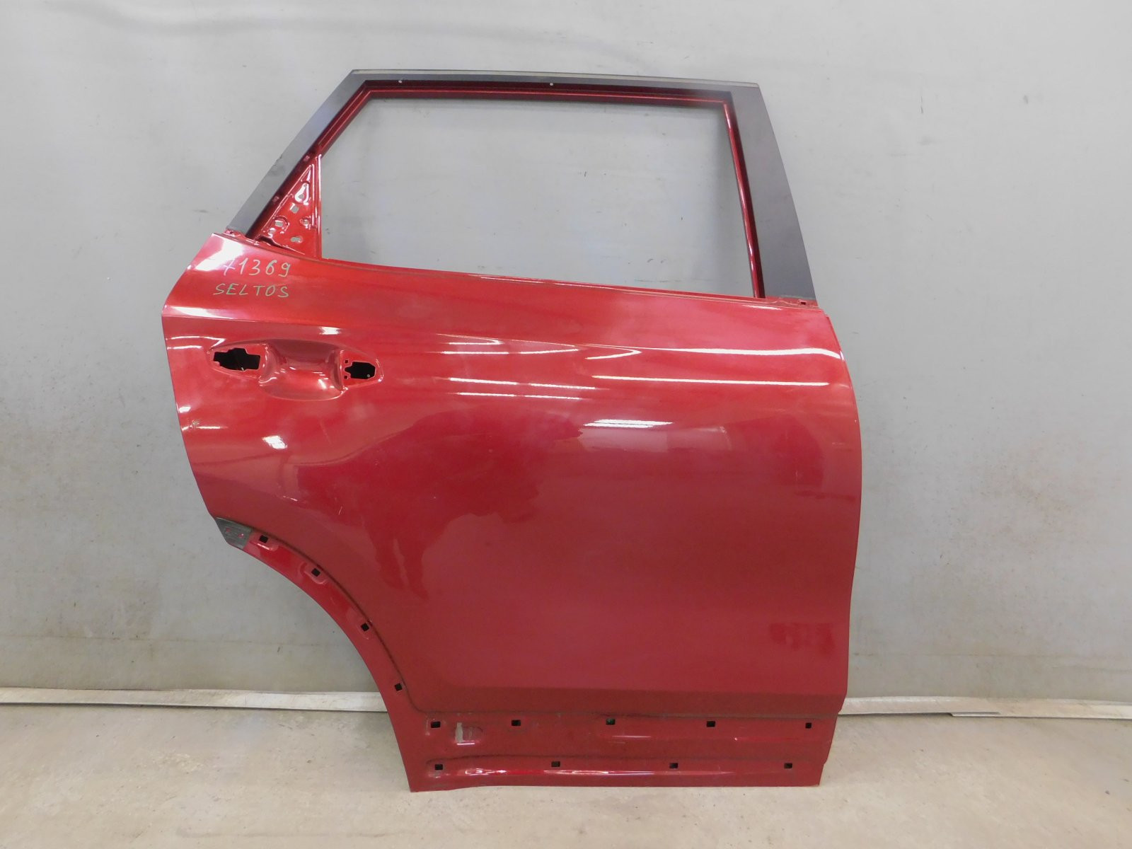 Дверь задняя правая Kia Seltos 2019>