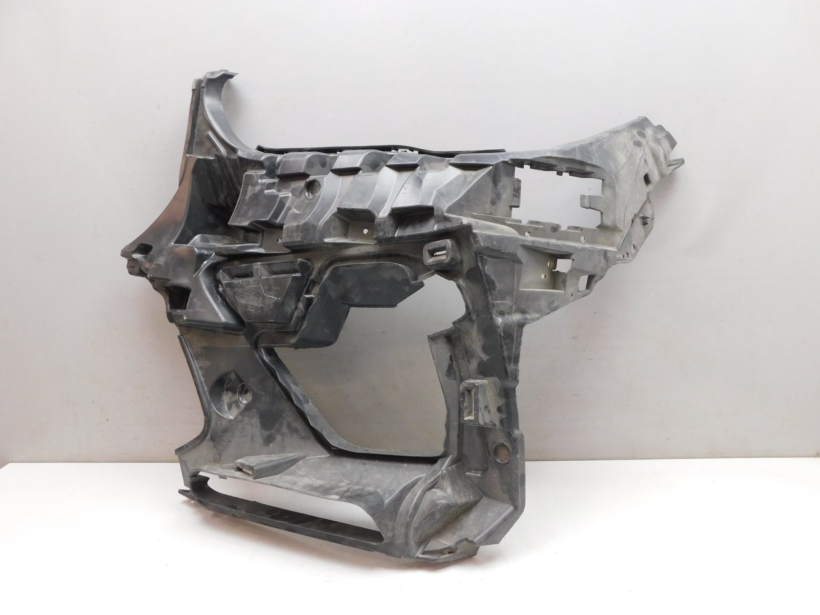 Кронштейн переднего бампера BMW X5 G05 2018>