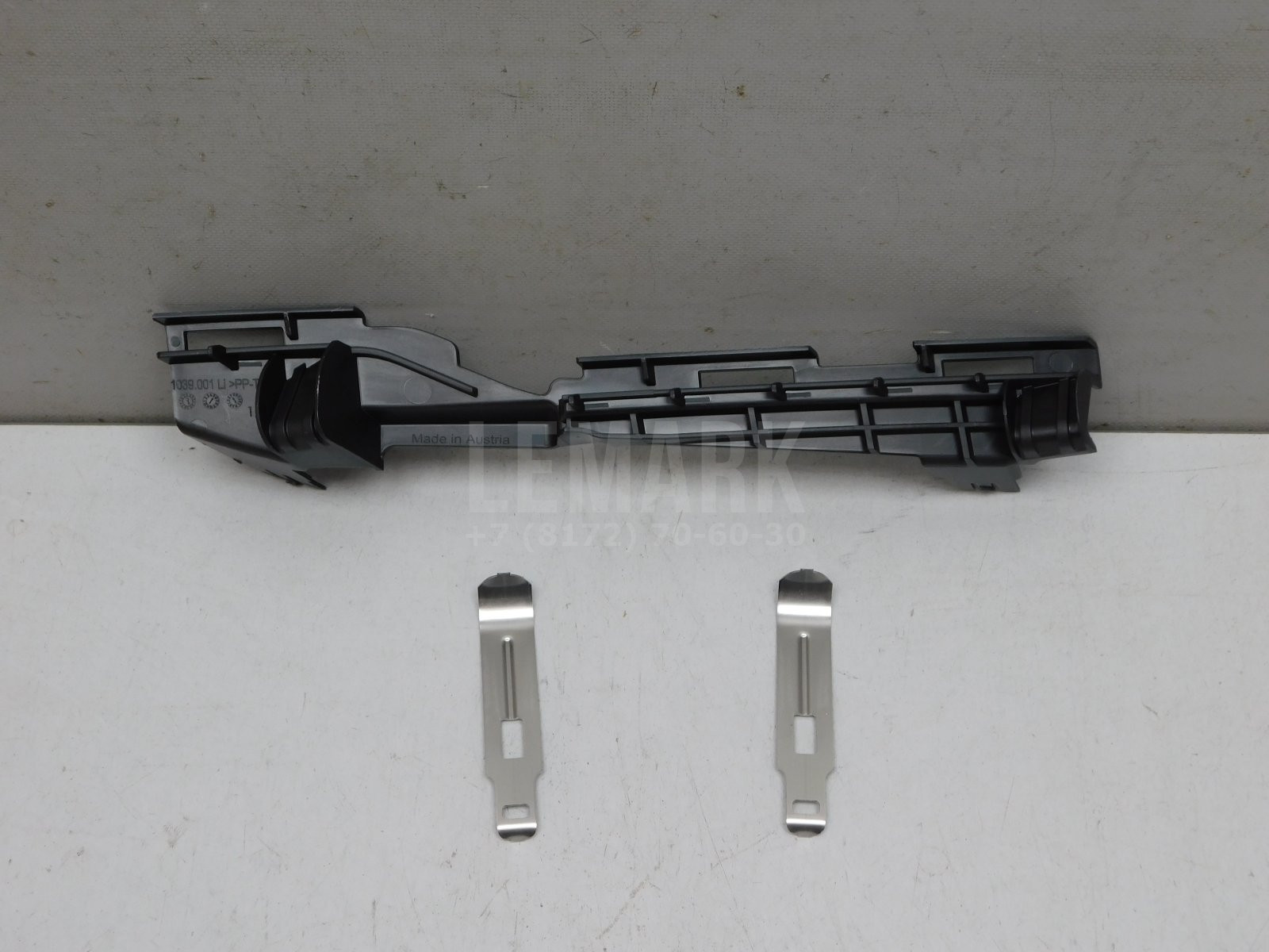 Крепеж фары BMW 5-серия G30 2016> 63117215277