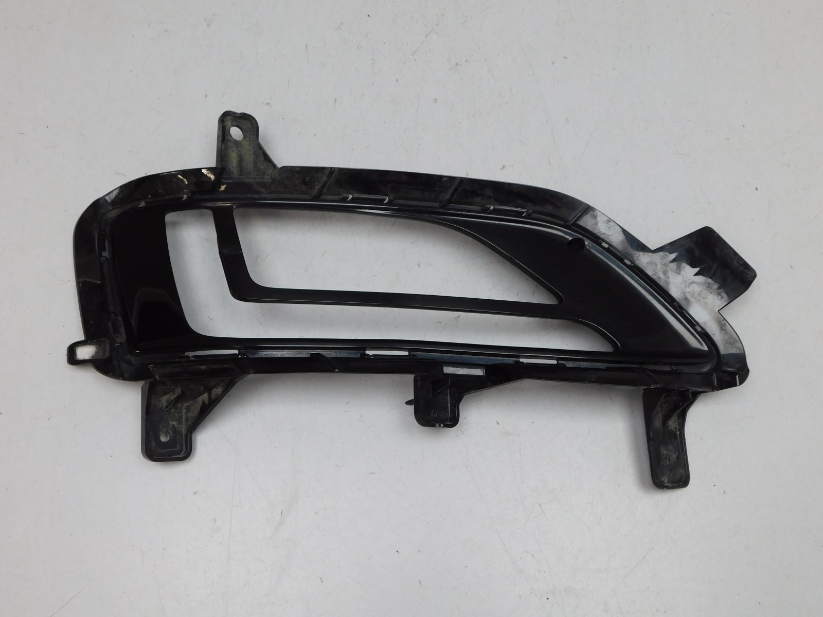 Решетка в бампер правая Hyundai Tucson III 2015-2021