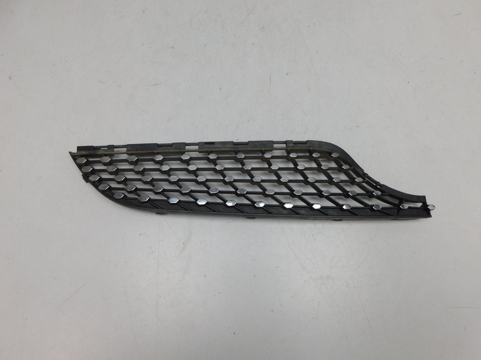 Накладка на решетку радиатора Mercedes-Benz CLA-Klasse C117 2013>