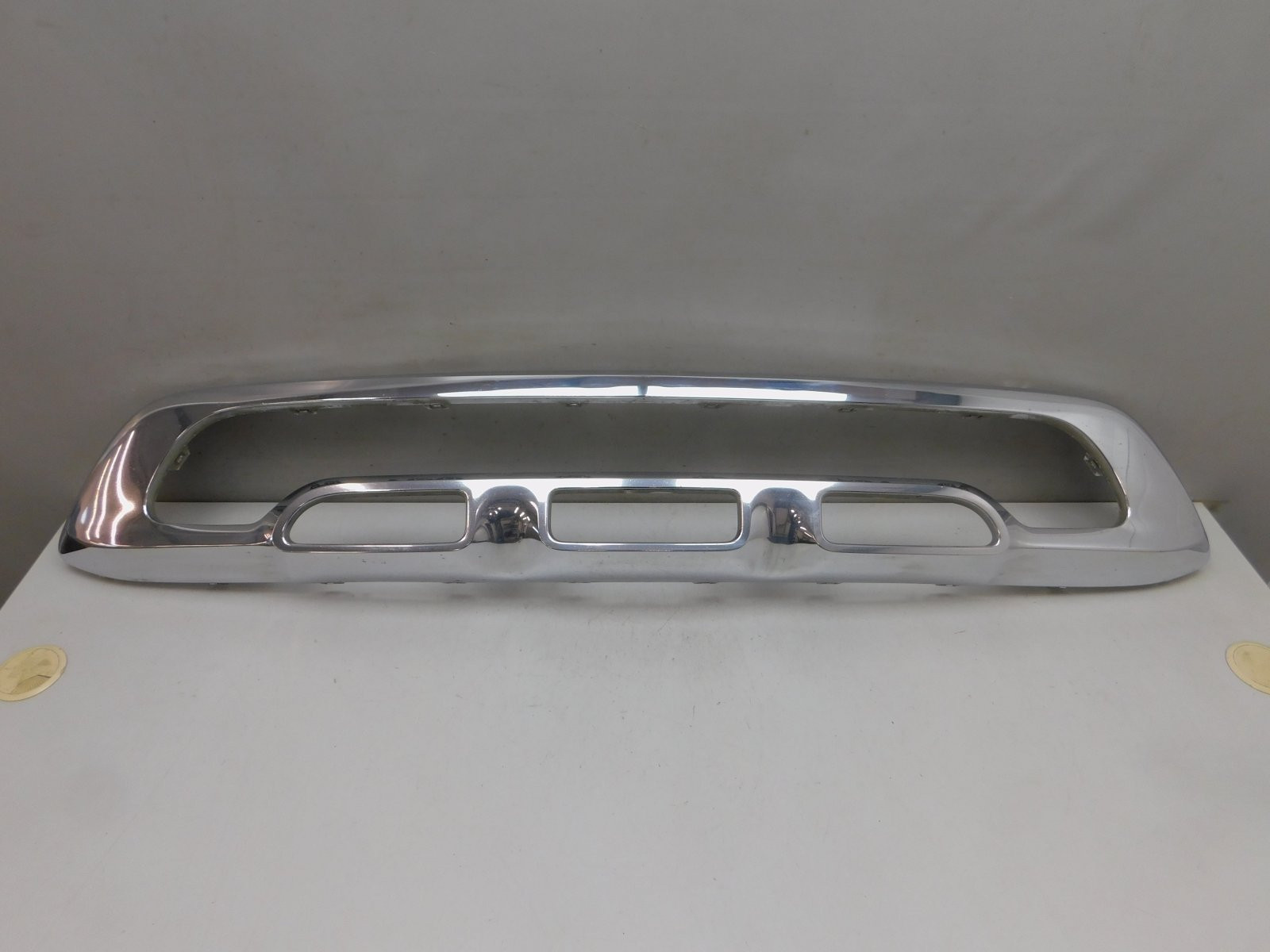 Накладка переднего бампера Mercedes-Benz GLC-Class X253 2015>