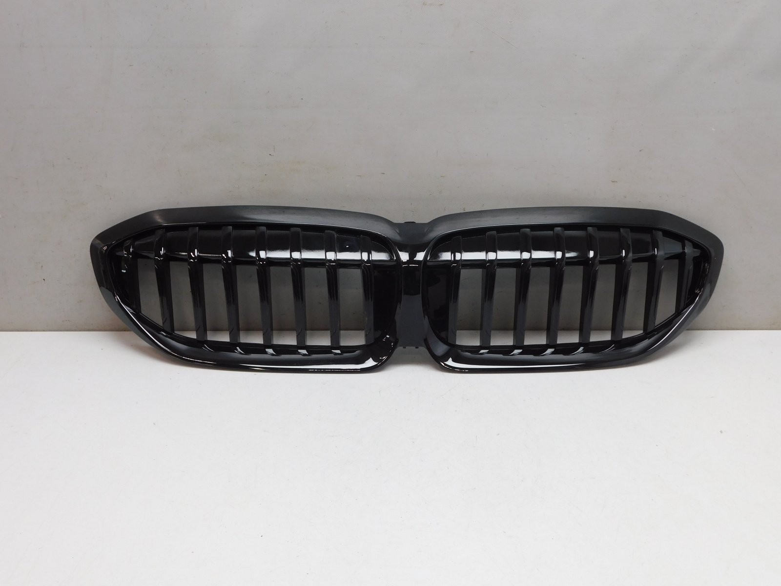 Решетка радиатора BMW 3-серия G20 2018>