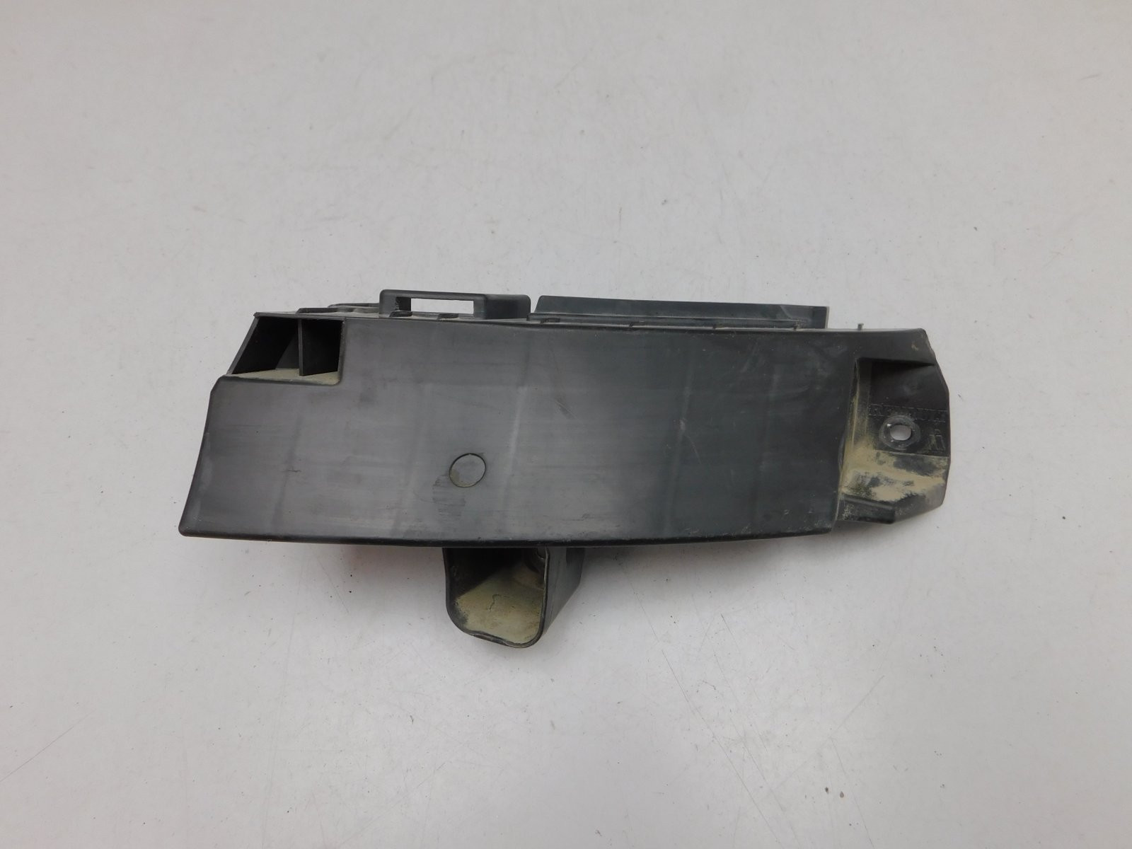 Кронштейн заднего бампера Renault Arkana 2019>