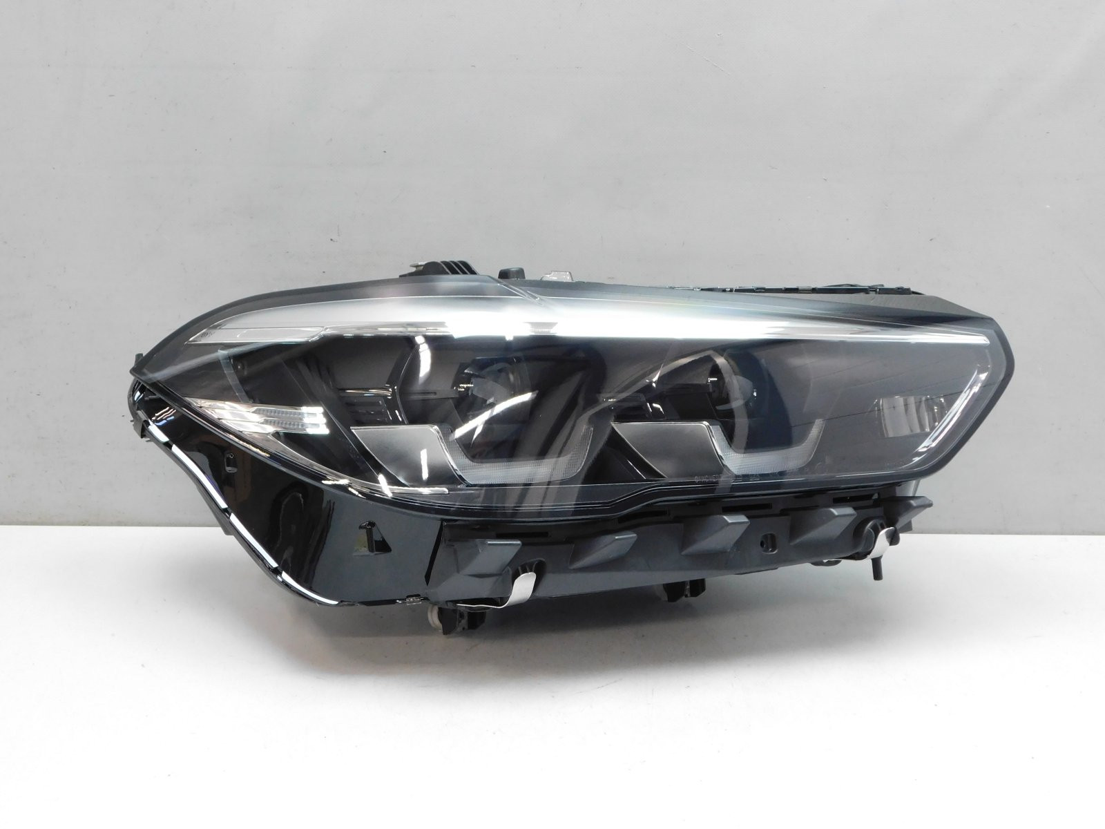 Фара правая BMW X5 G05 2018>