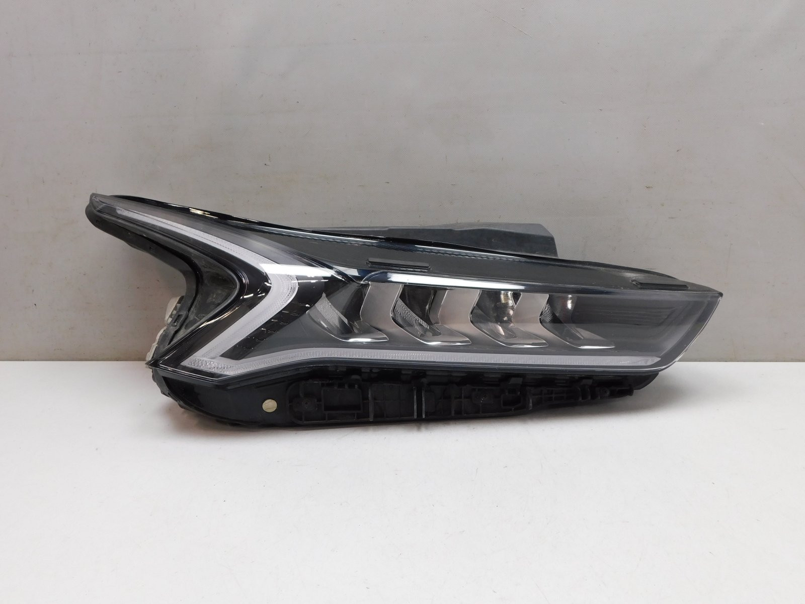 Фара правая Kia K5 2020>