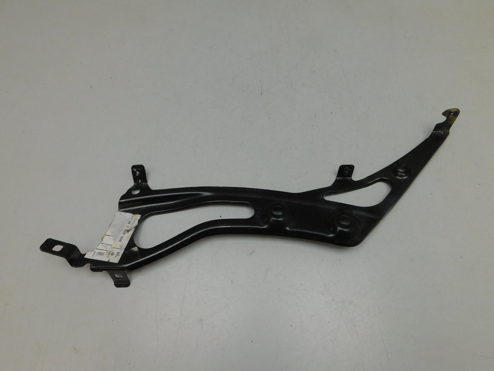 Кронштейн BMW 2-серия F45/F46 Tourer 2015>