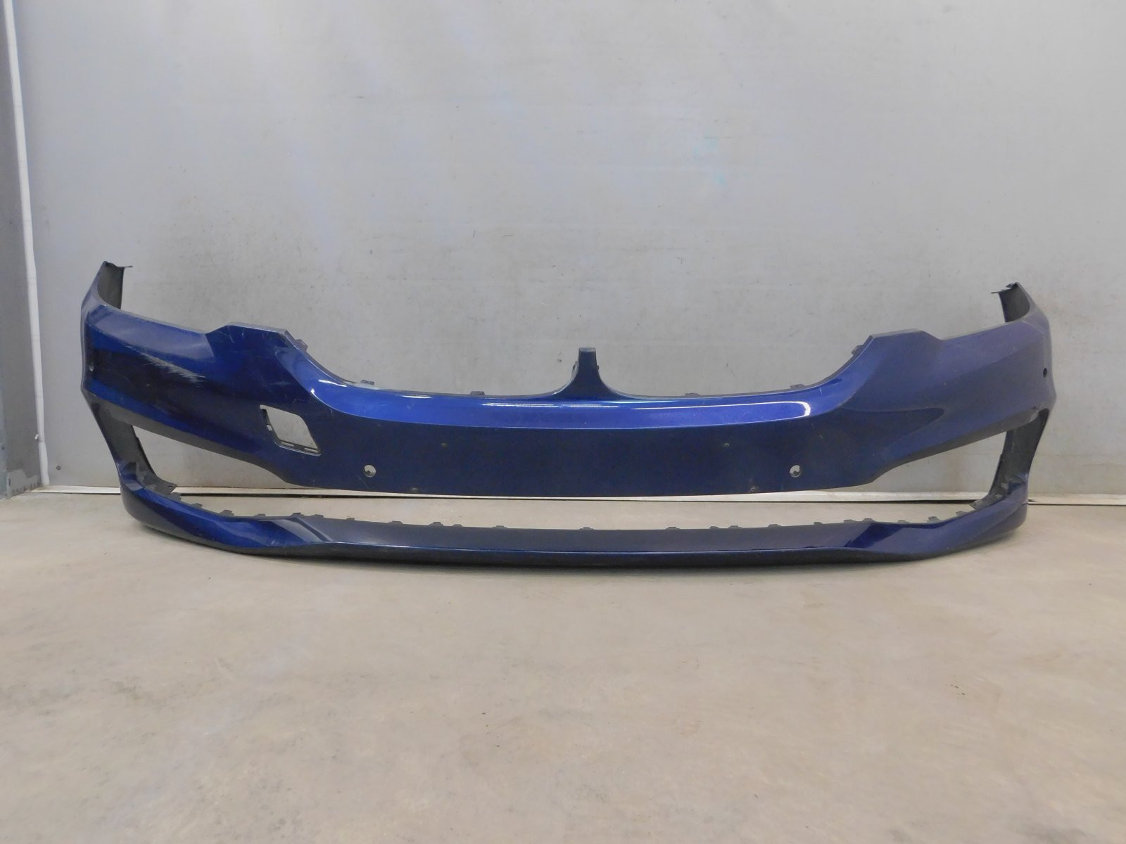 Бампер передний BMW 5-серия G30 2016>