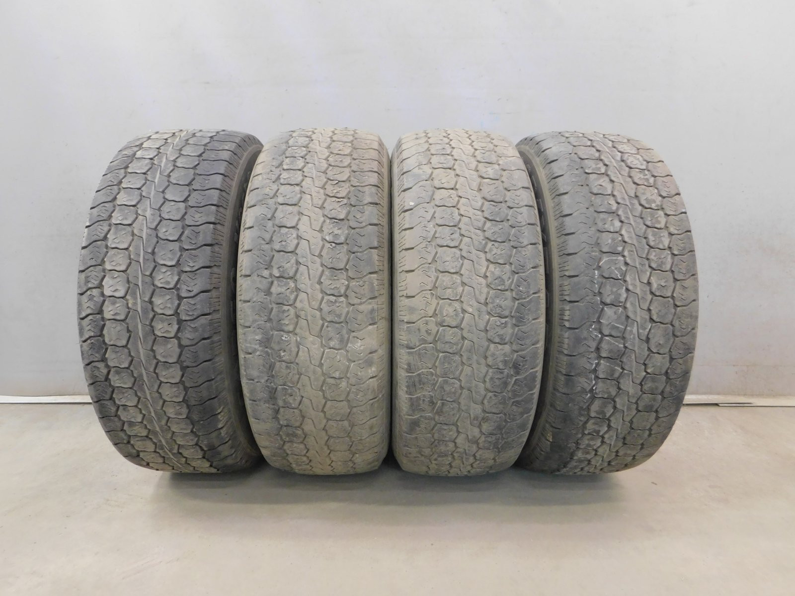 Шины к-кт Ford Transit 2014>