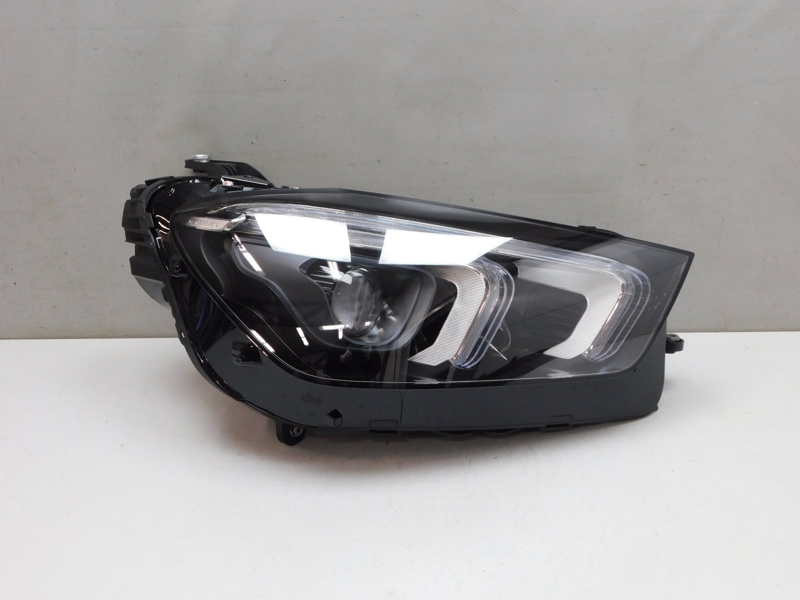 Фара правая Mercedes-Benz GLE W167 2018>