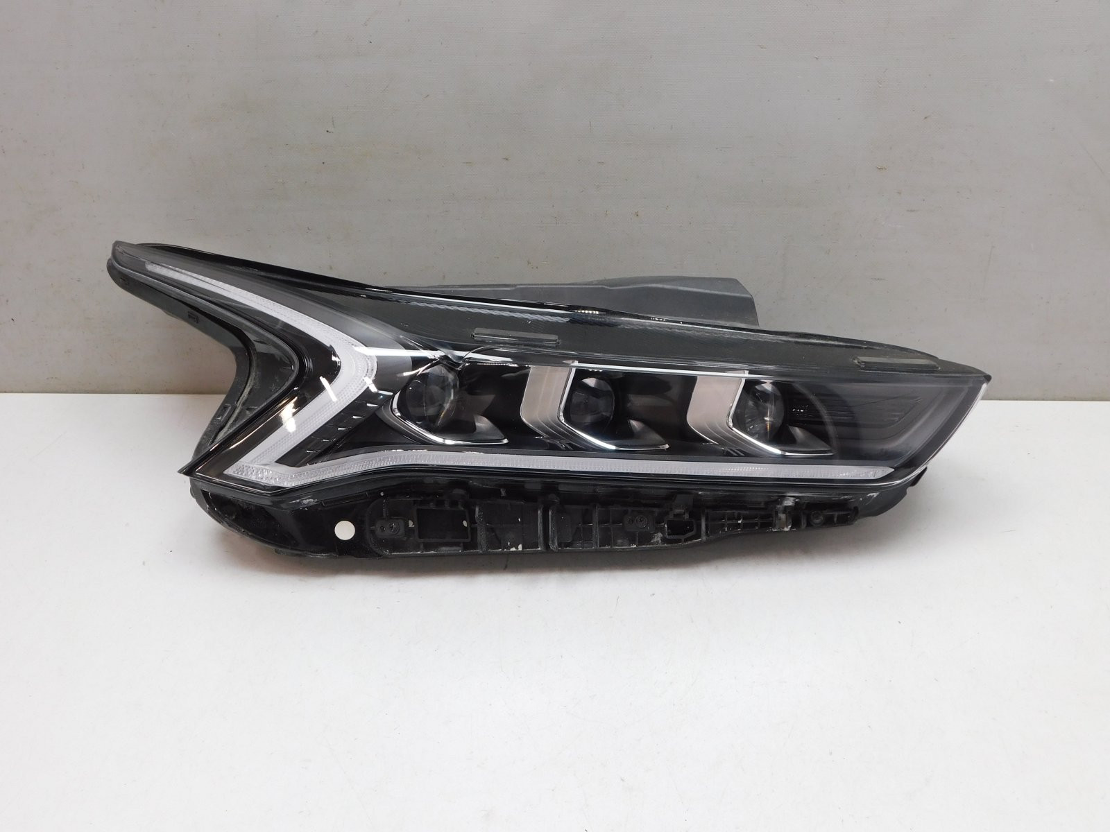 Фара правая Kia K5 2020>