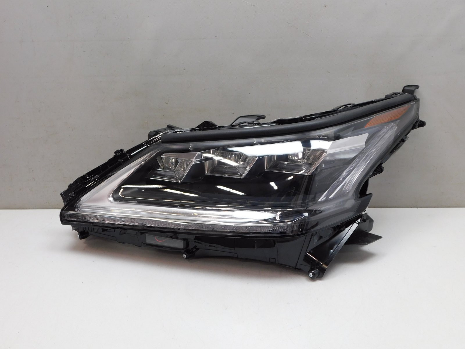 Фара левая Lexus LX 570 (URJ200) 2007>