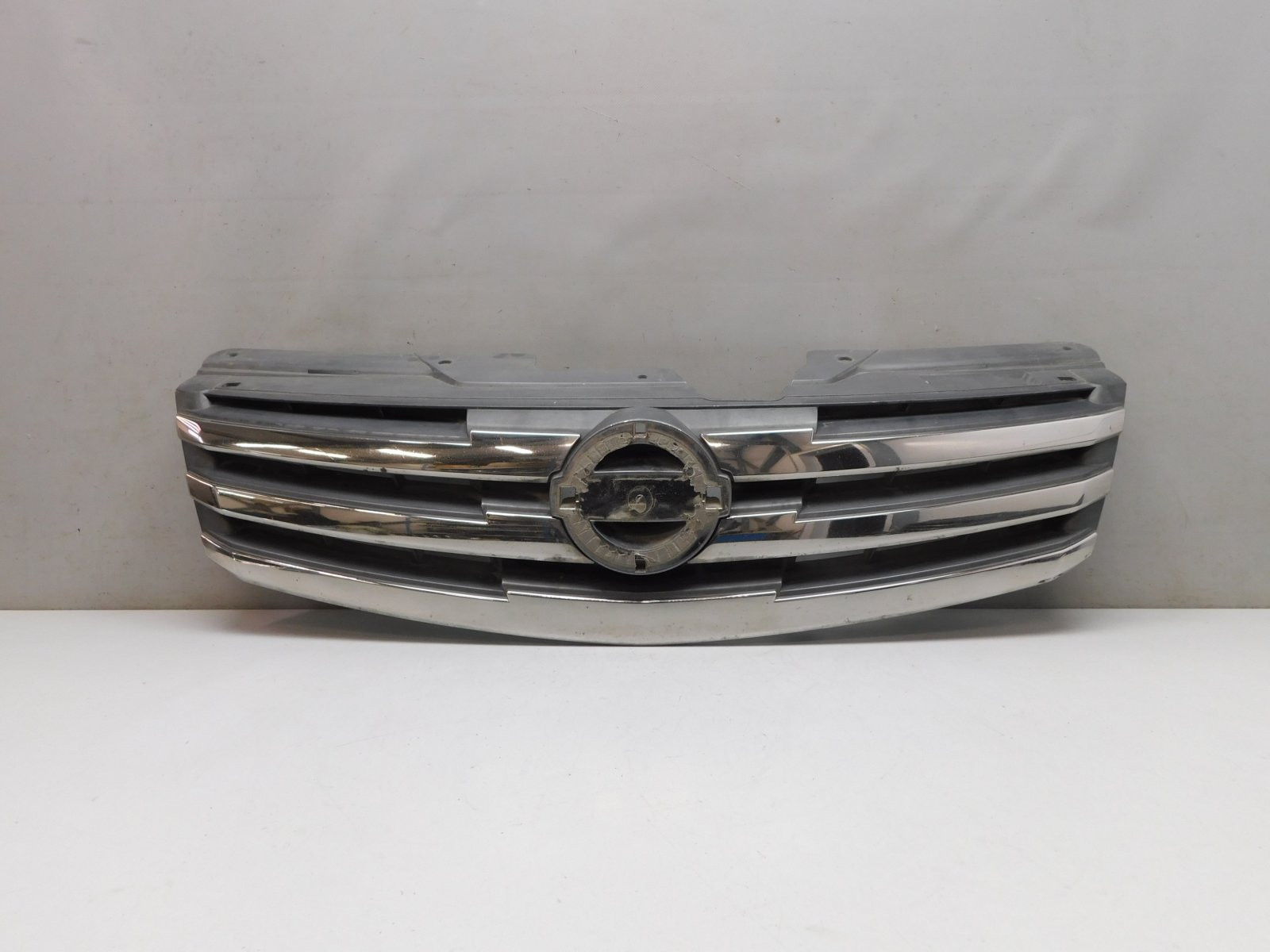 Решетка радиатора Nissan Almera (G15) 2013>