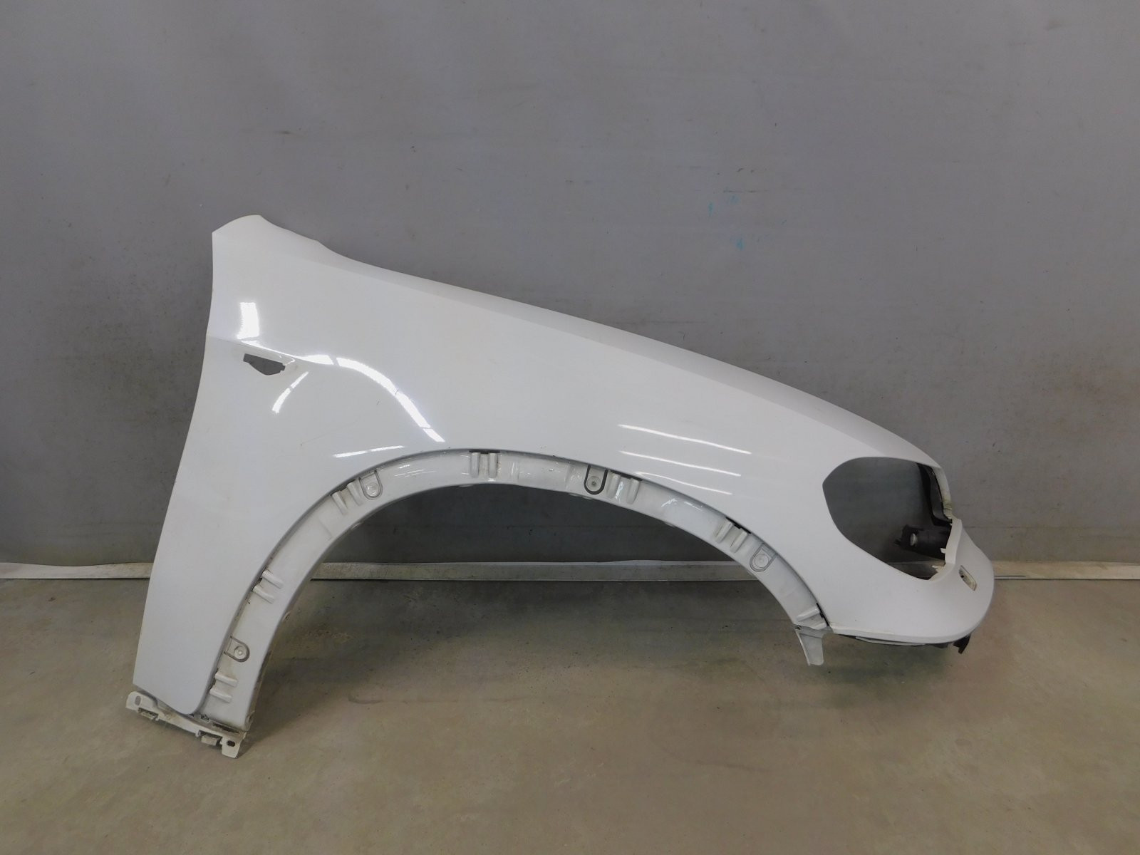 Крыло переднее правое BMW X5 E70 2007>