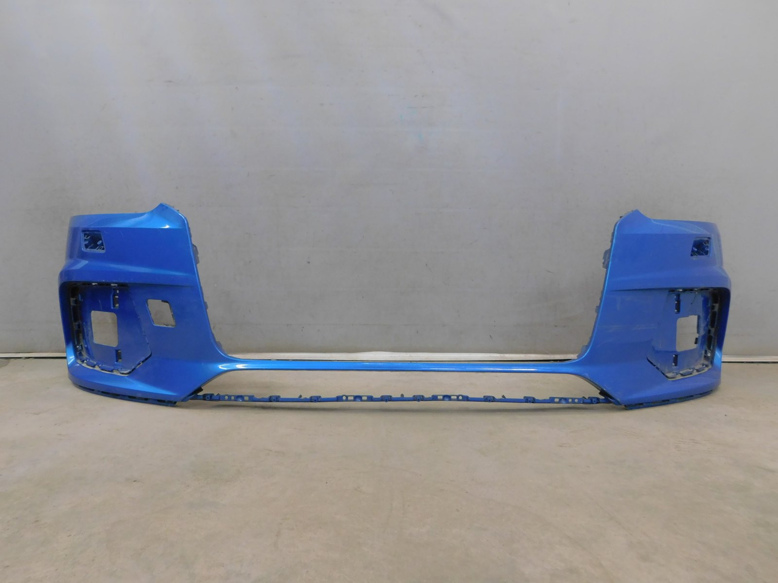 Бампер передний Audi Q3 2012-2018