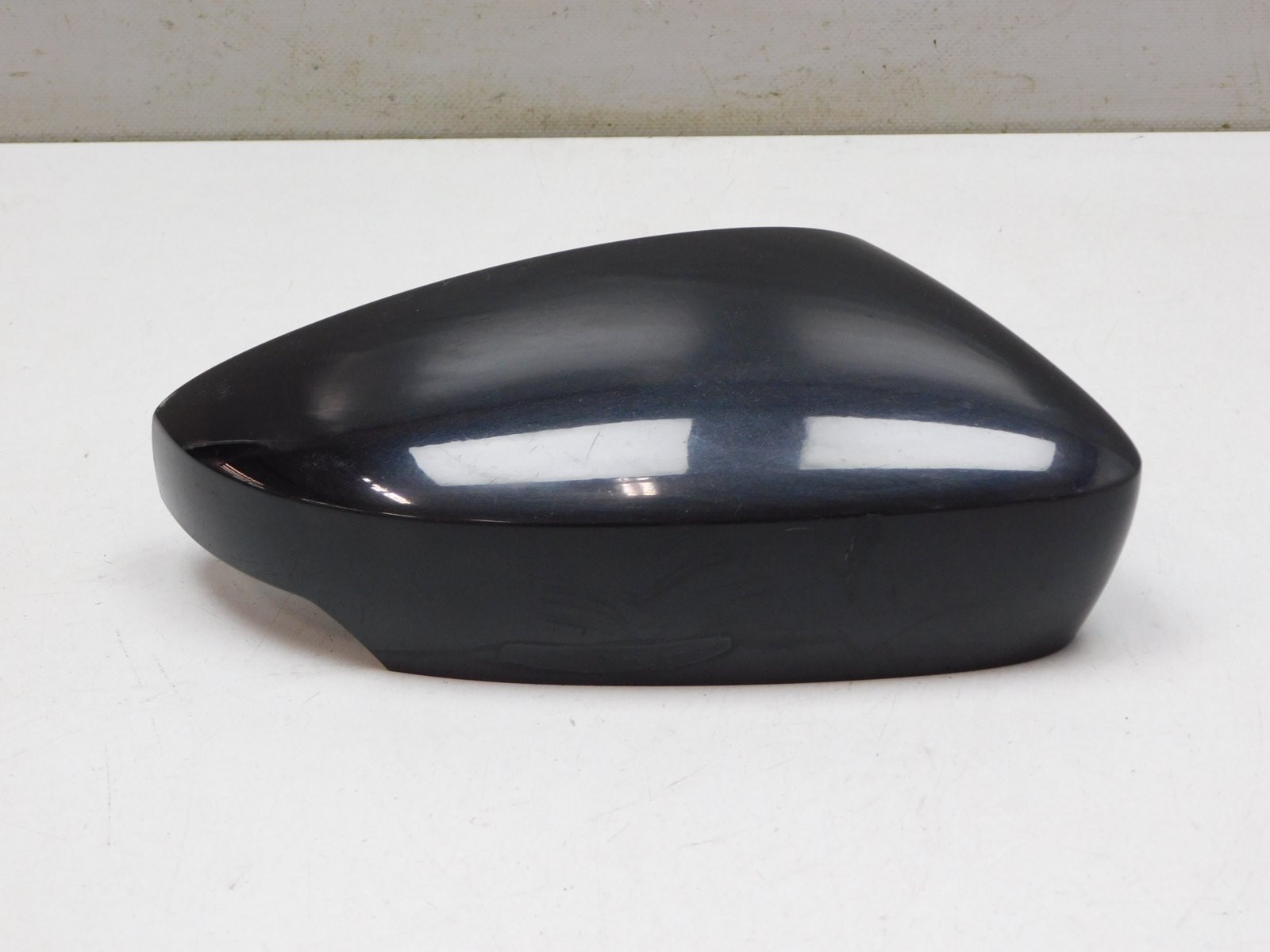 Накладка зеркала правого Skoda Rapid 2013-2020