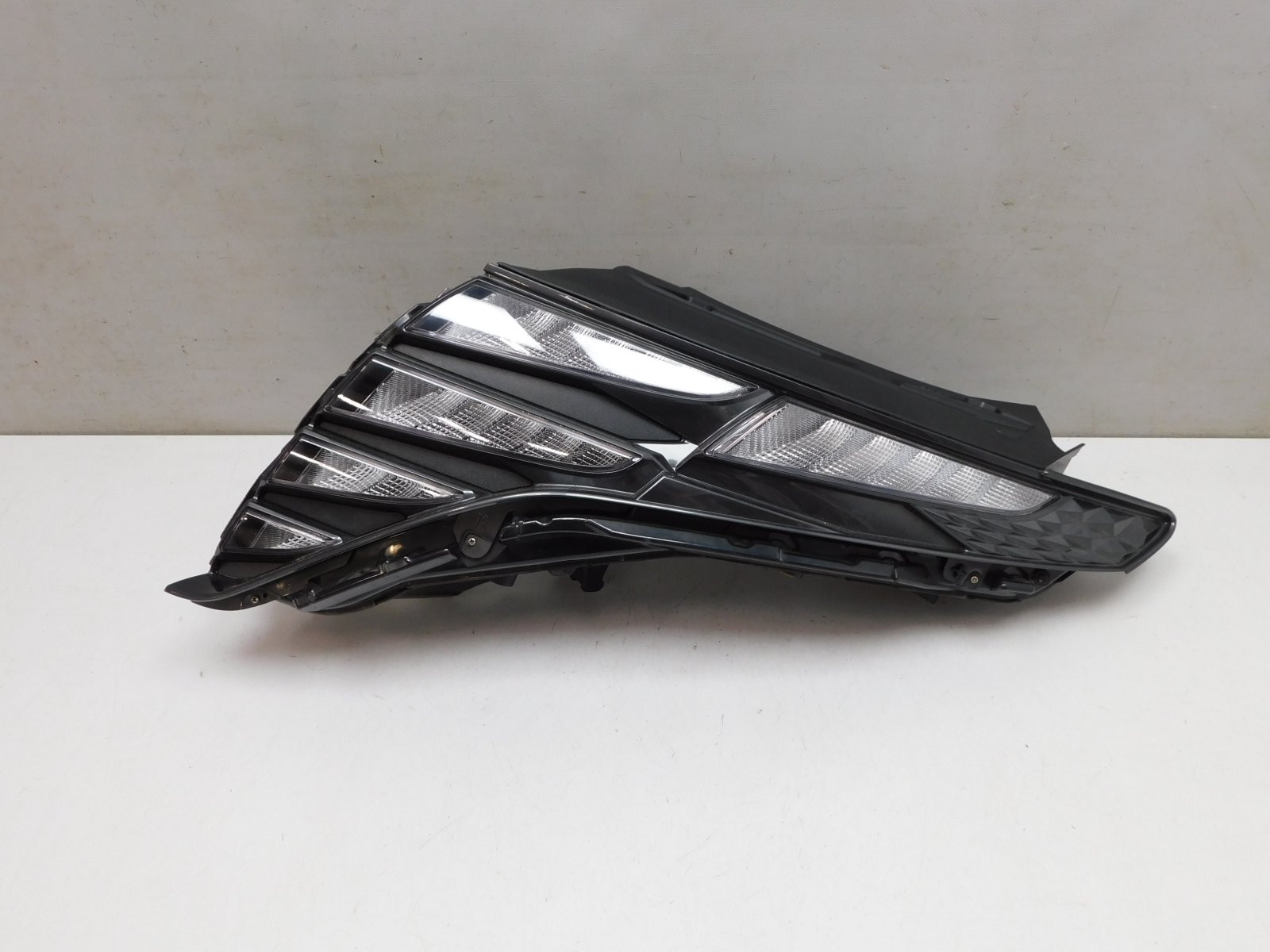 Ходовой огонь левый (ДХО) Hyundai Tucson IV 2020>