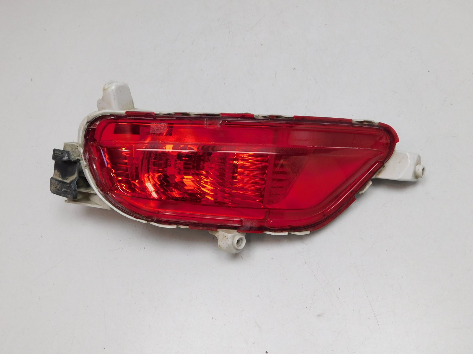 Фонарь задний в бампер левый Mazda CX 5 2017>