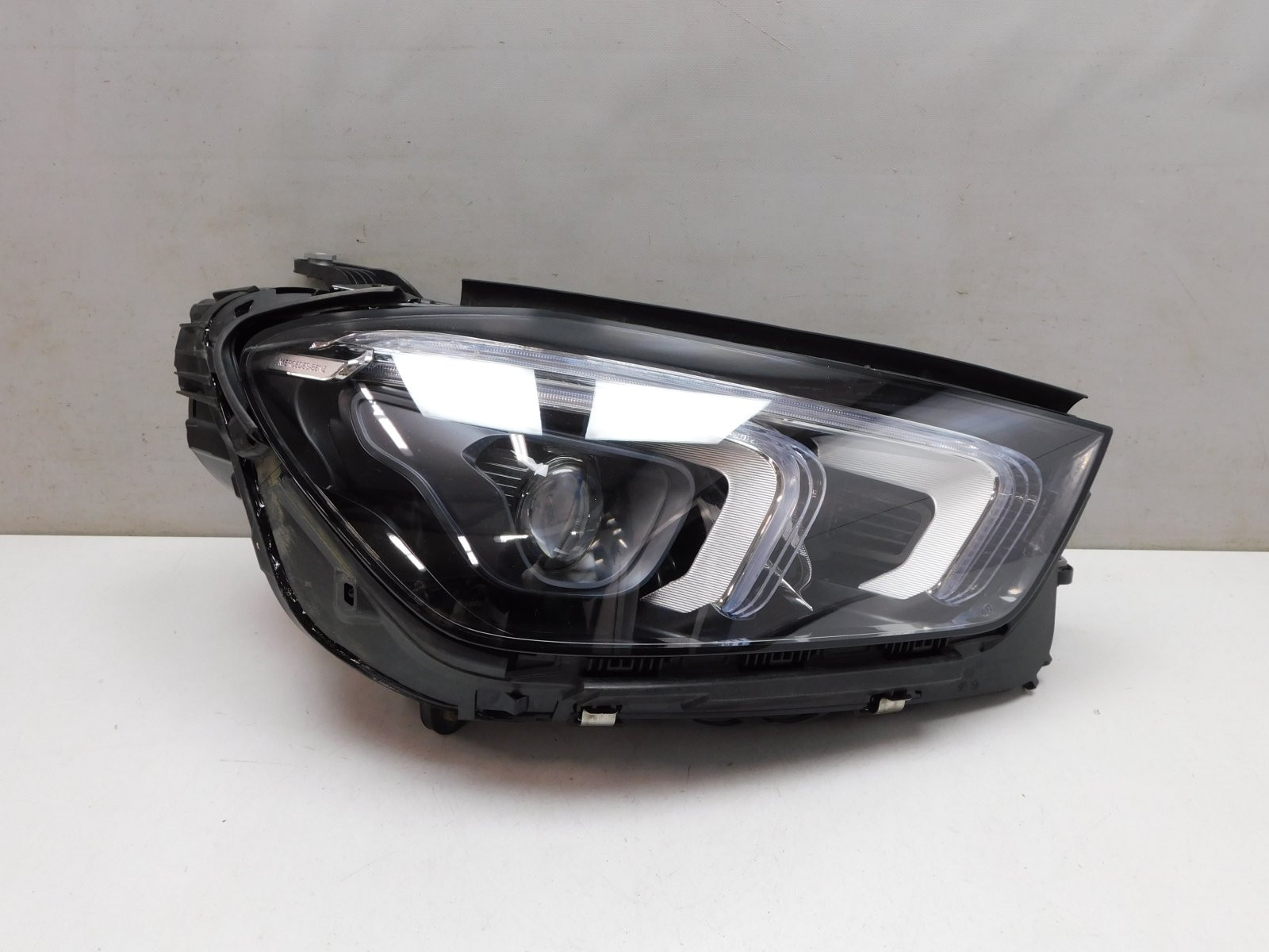 Фара правая Mercedes-Benz GLE W167 2018>