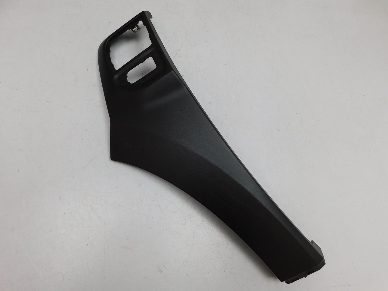 Накладка крыла переднего левого Renault Duster II 2021>