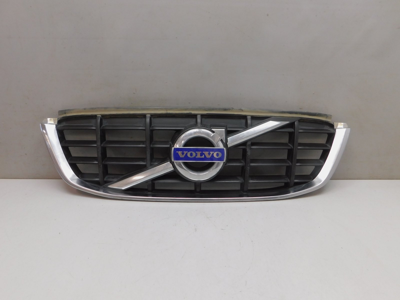 Решетка радиатора Volvo XC60 2008-2017
