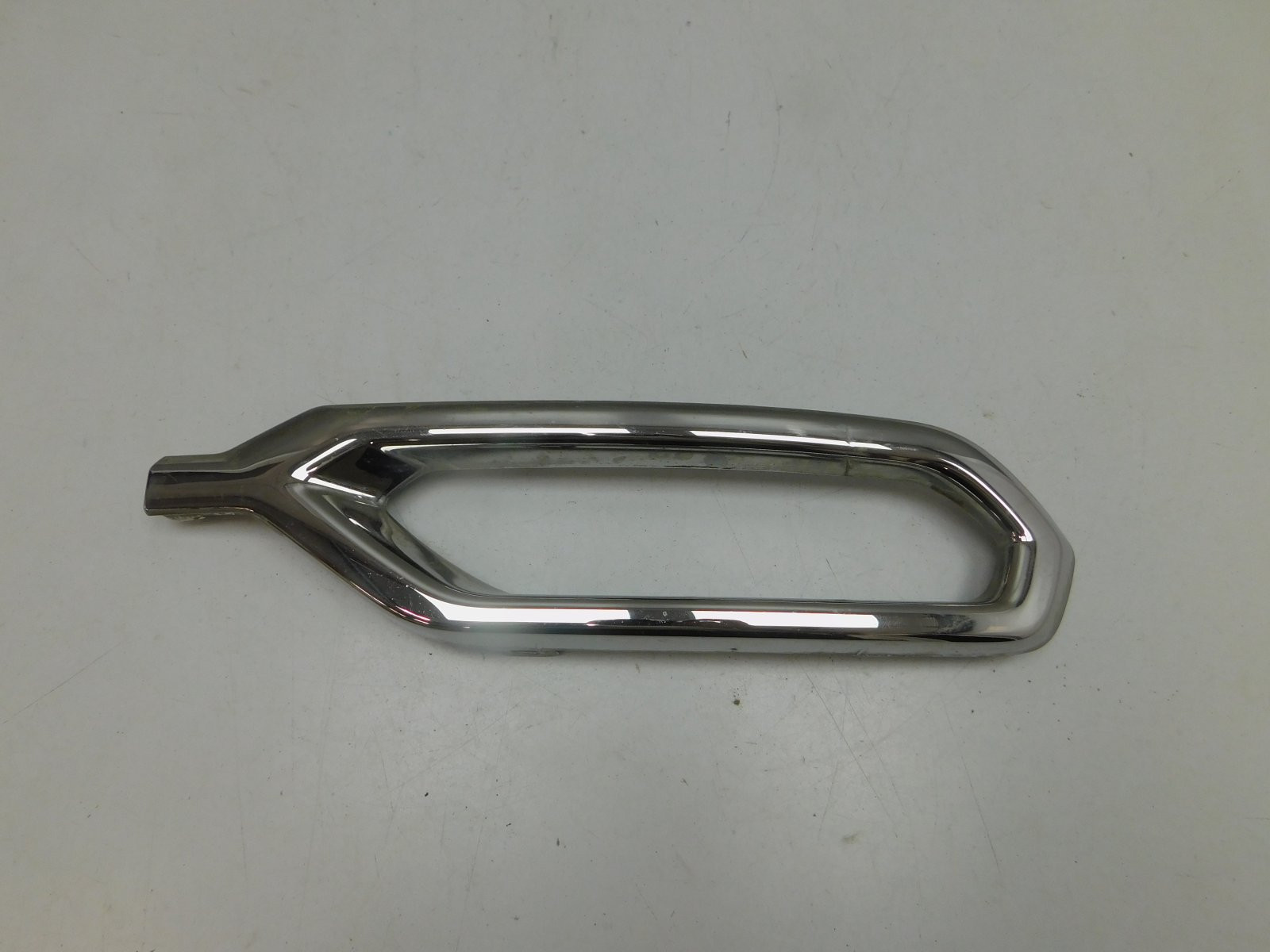 Накладка заднего бампера правая Renault Koleos 2017>