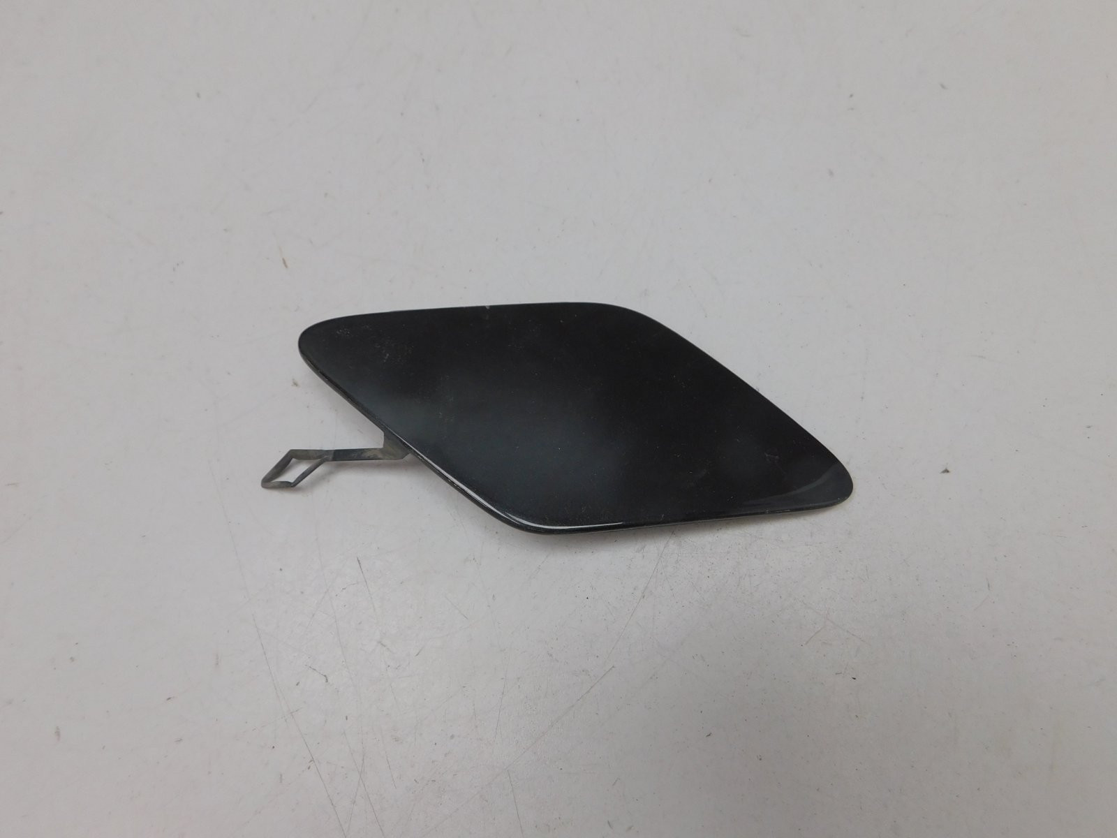 Заглушка буксировочного крюка BMW 7-серия G11/G12 2014>