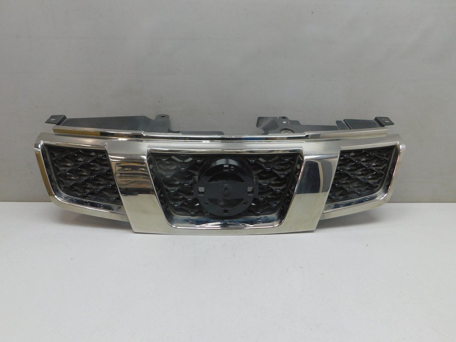 Решетка радиатора Nissan X-Trail (T31) 2007-2014