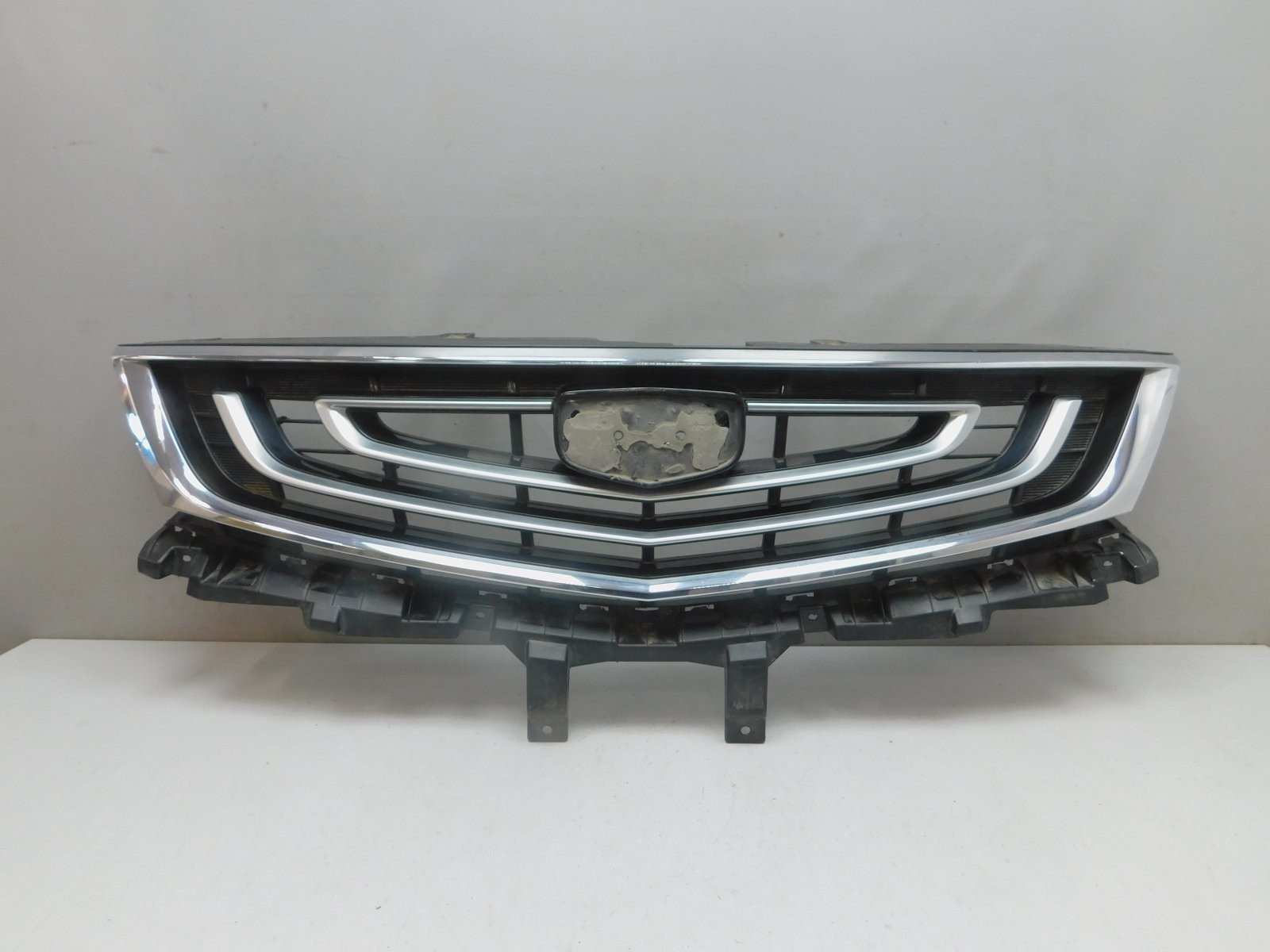 Решетка радиатора Geely Emgrand X7 2019>