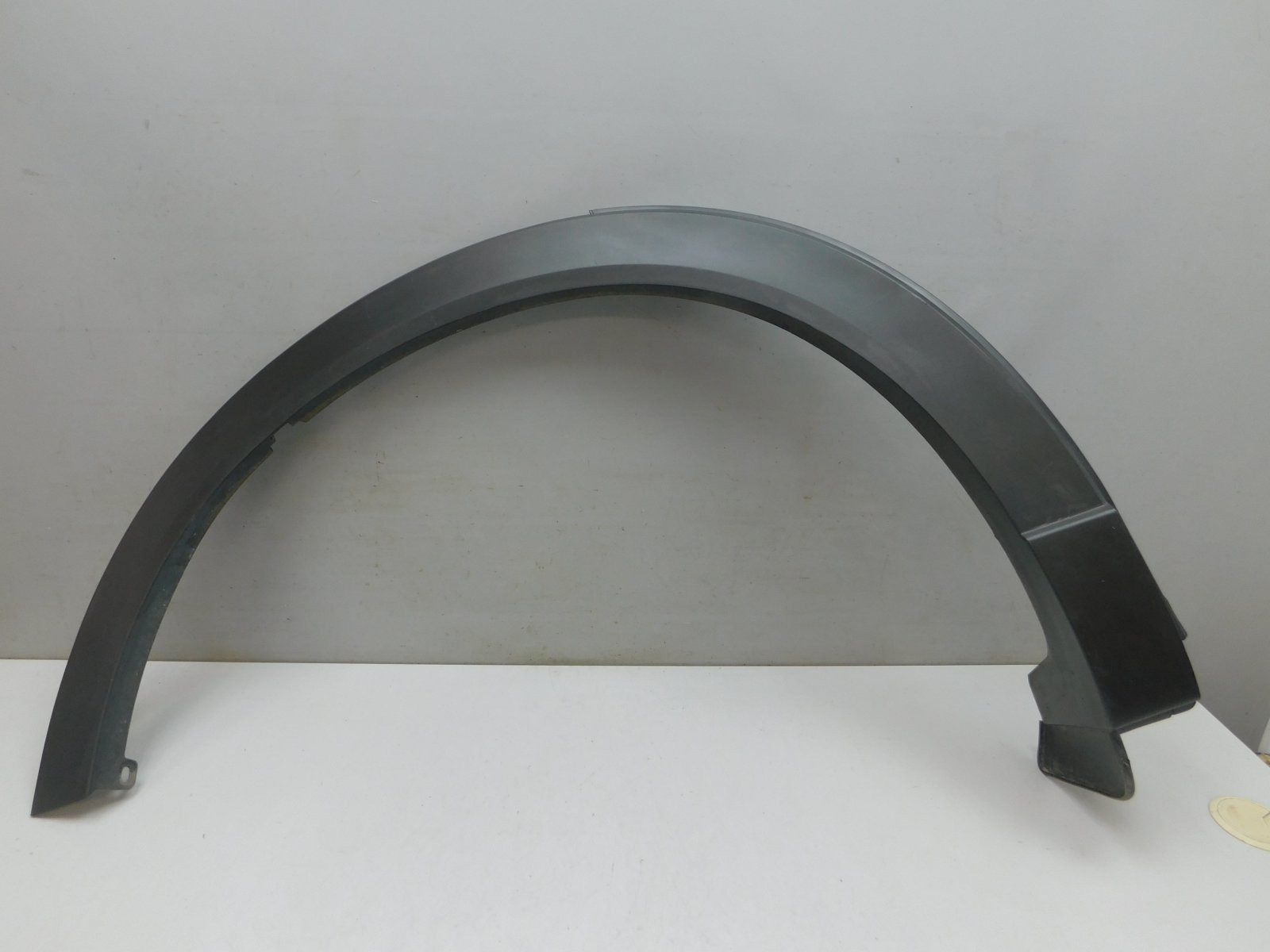 Накладка крыла заднего  правого Mazda CX9 2016>