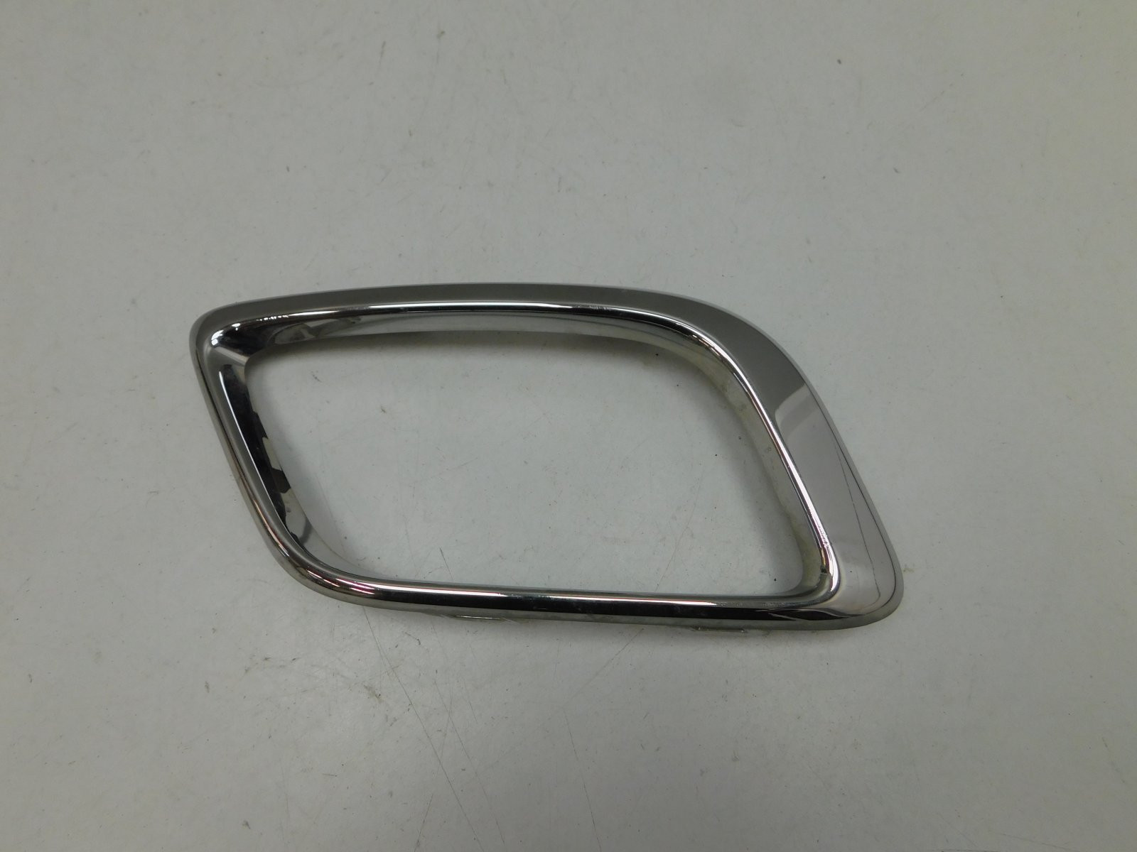 Рамка для противотуманных фар Renault Logan II 2014>